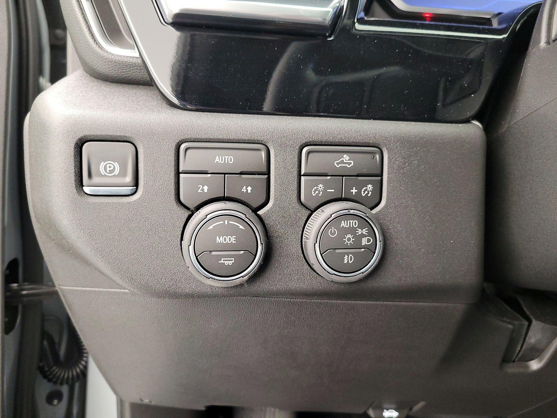 Thumbnail: 2026 Chevrolet Silverado 1500 - 13