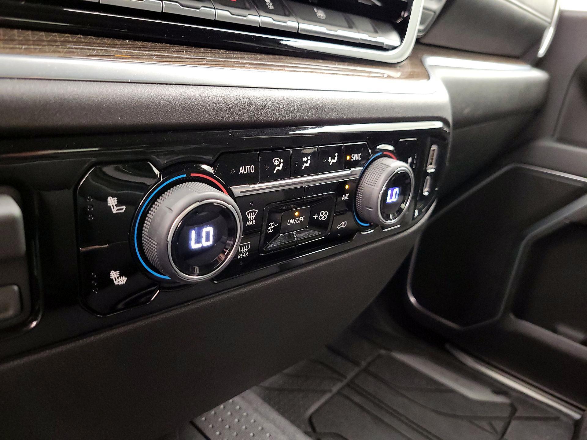 Thumbnail: 2026 Chevrolet Silverado 1500 - 17