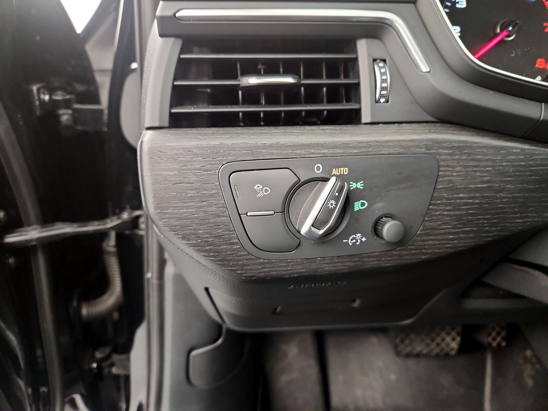 Thumbnail: 2019 Audi A4 - 13