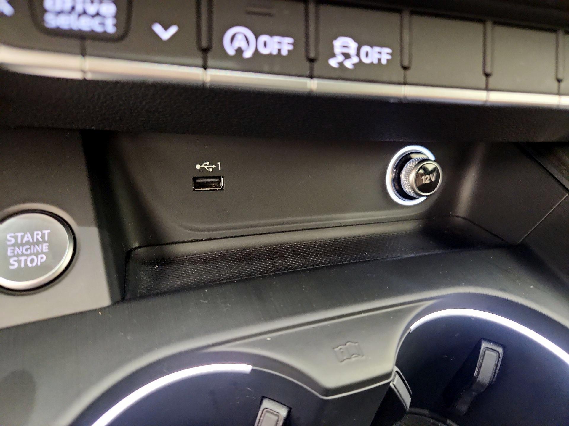 Thumbnail: 2019 Audi A4 - 18