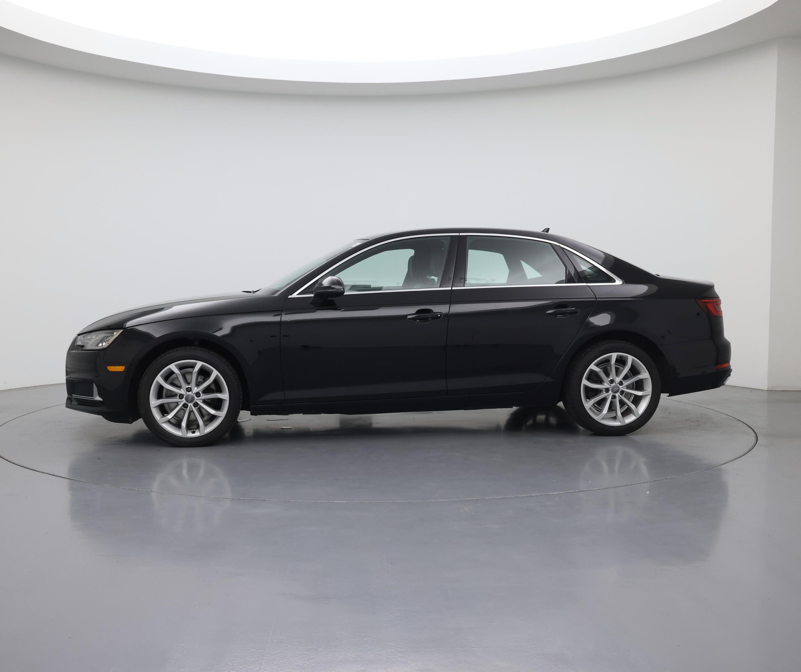 Thumbnail: 2019 Audi A4 - 3