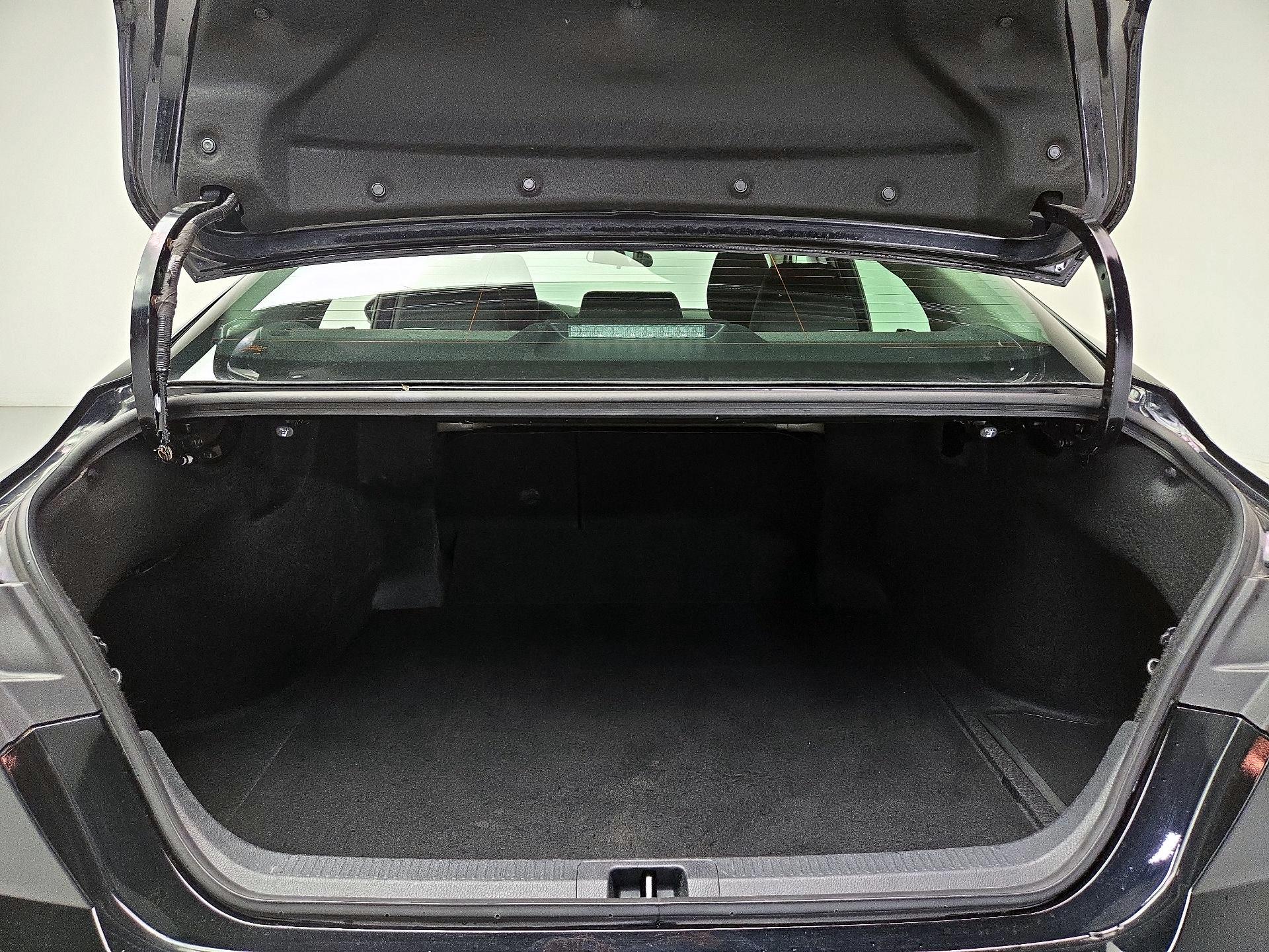 Thumbnail: 2025 Toyota Camry - 20