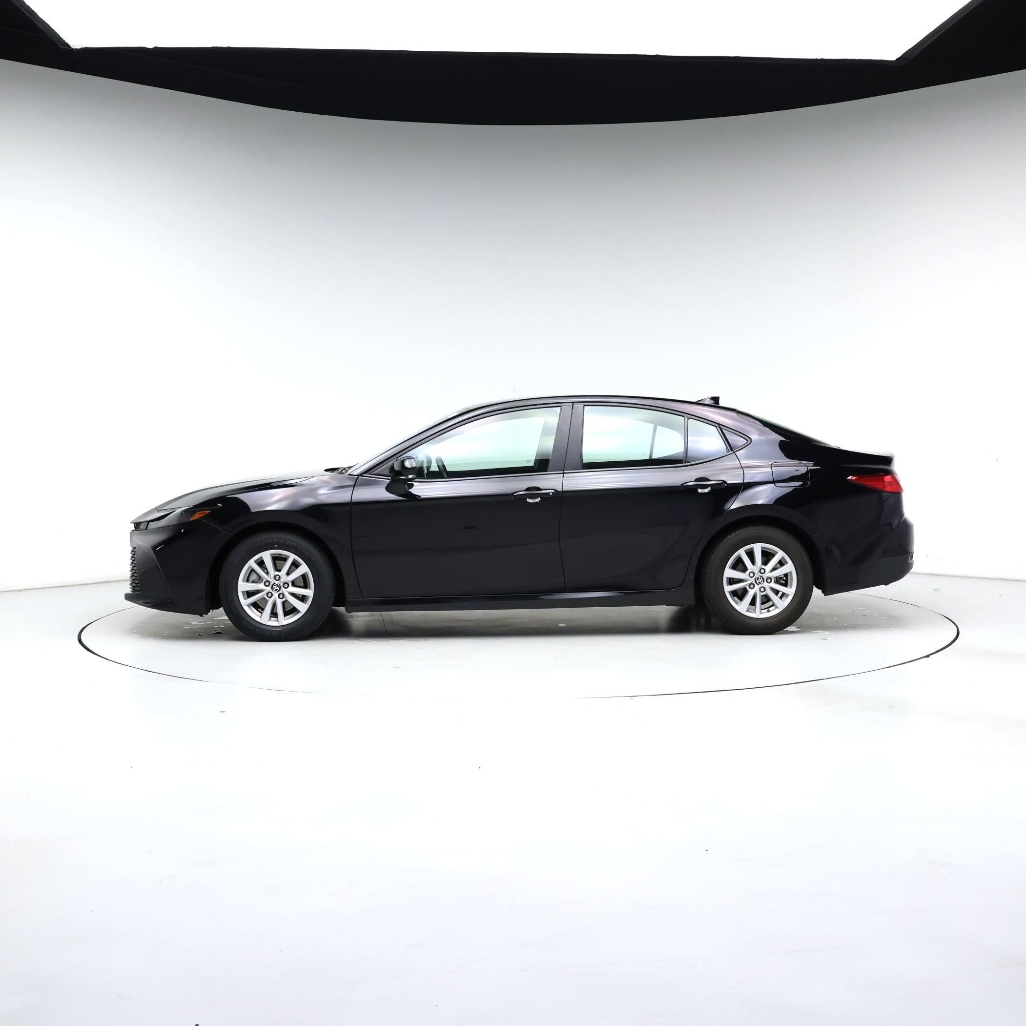 Thumbnail: 2025 Toyota Camry - 3