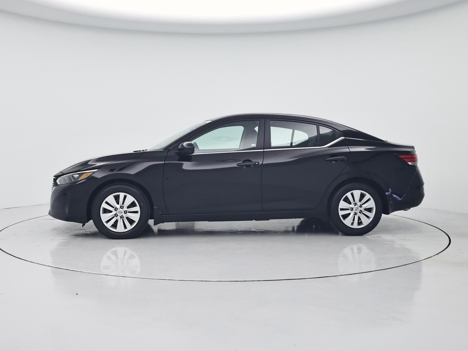 2025 Nissan Sentra S - Photo 4