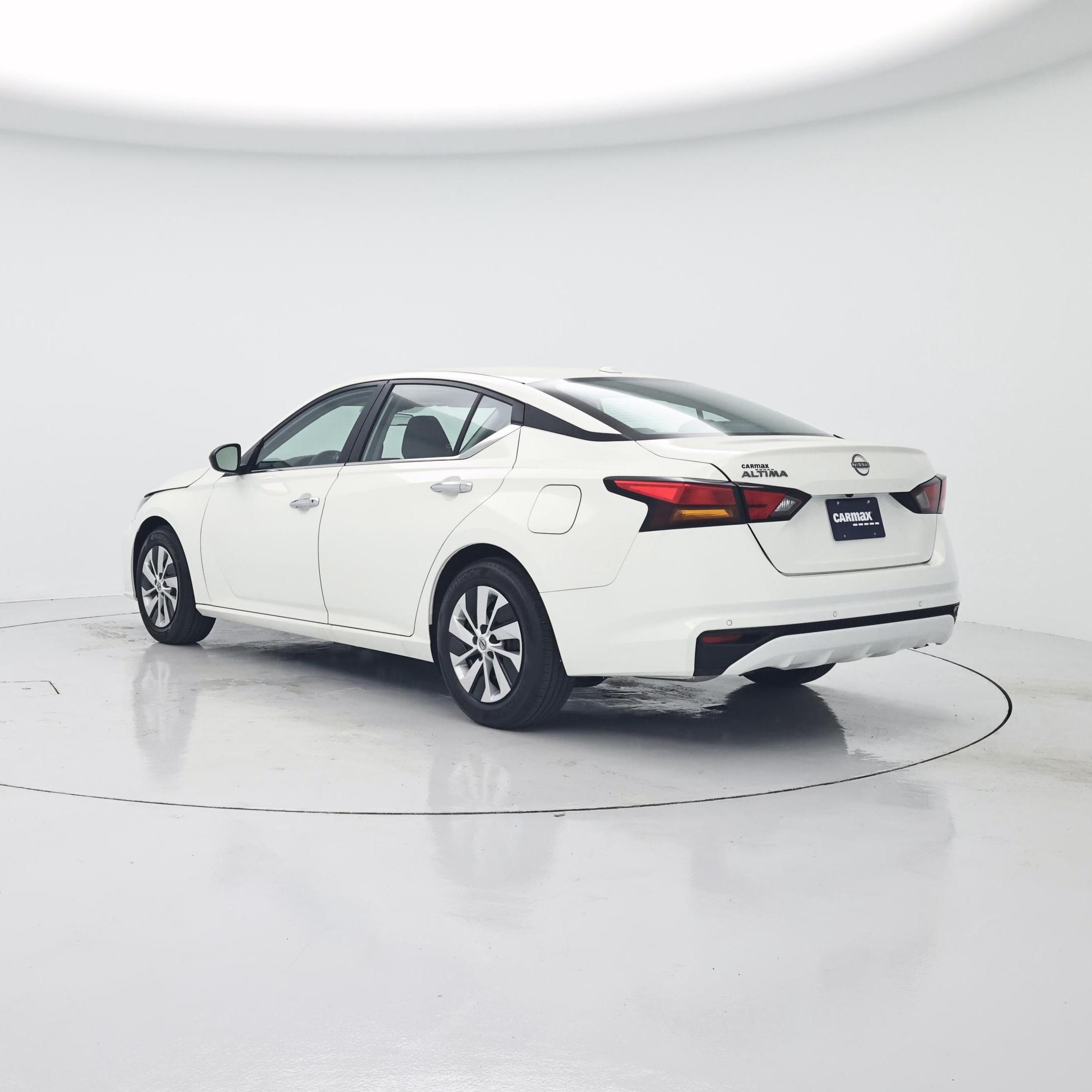 Thumbnail: 2025 Nissan Altima - 2