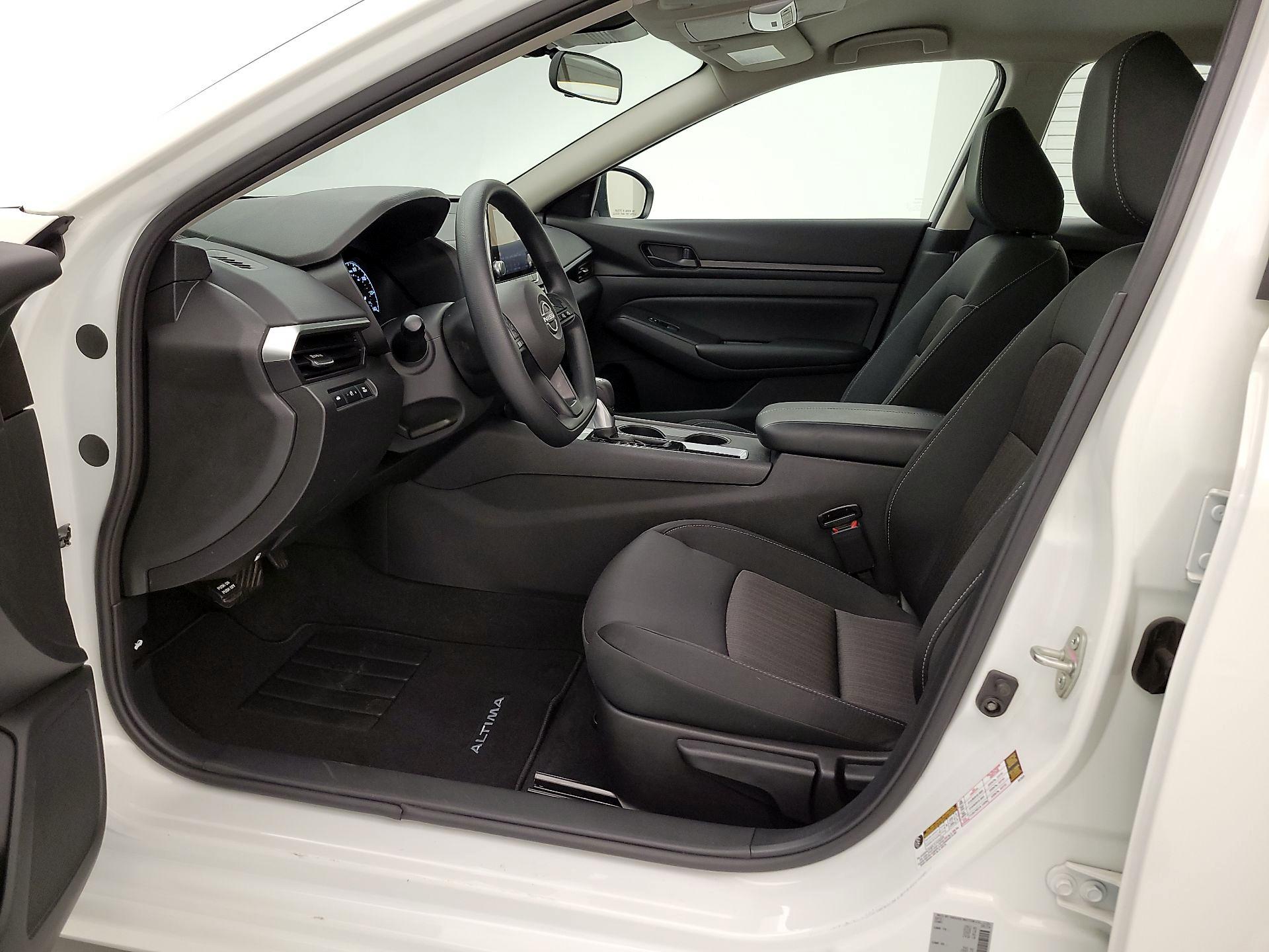 Thumbnail: 2025 Nissan Altima - 11