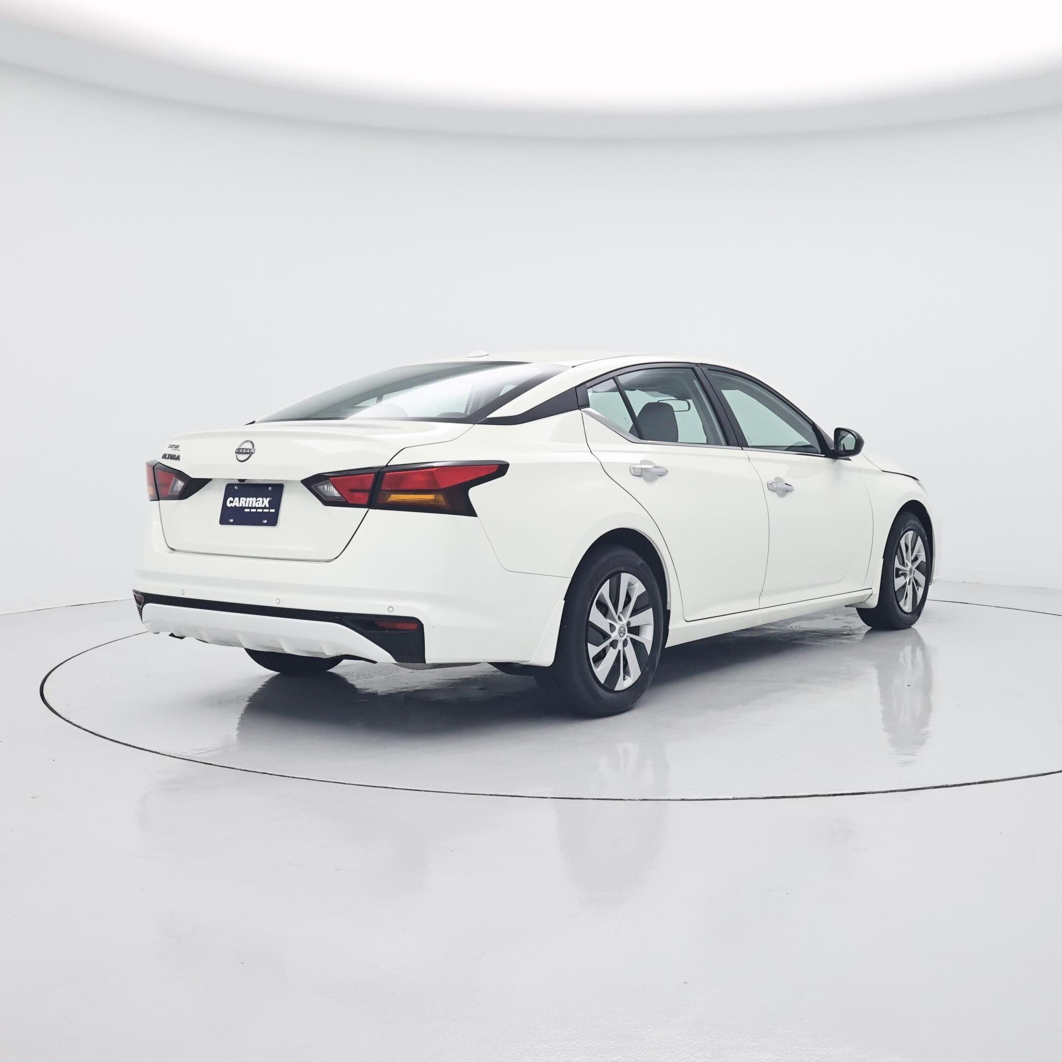 Thumbnail: 2025 Nissan Altima - 8