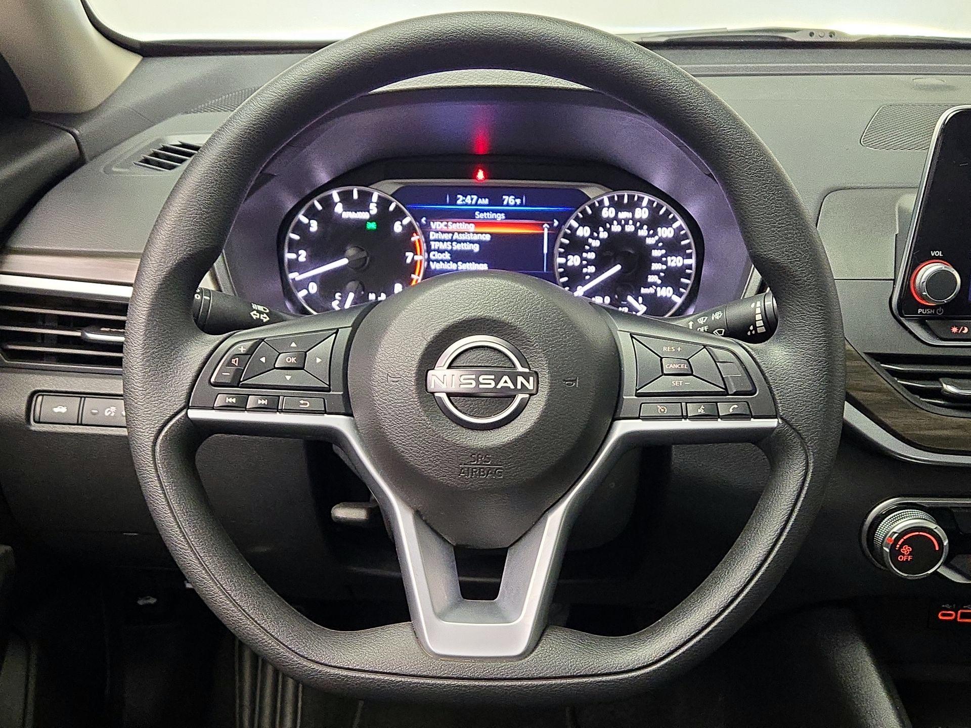 Thumbnail: 2025 Nissan Altima - 10