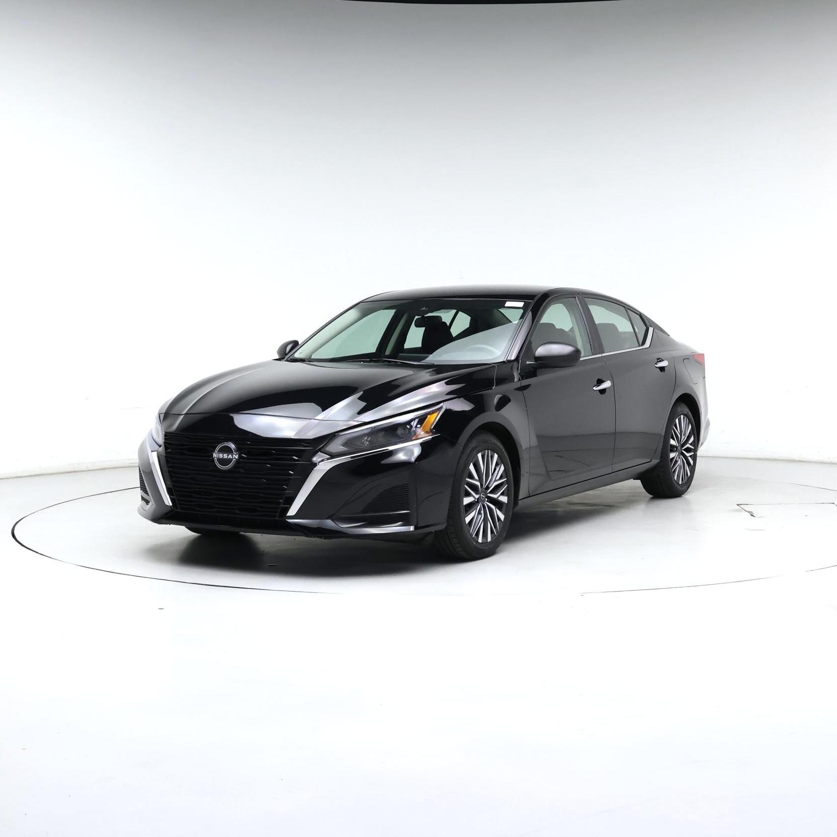 Thumbnail: 2025 Nissan Altima - 4