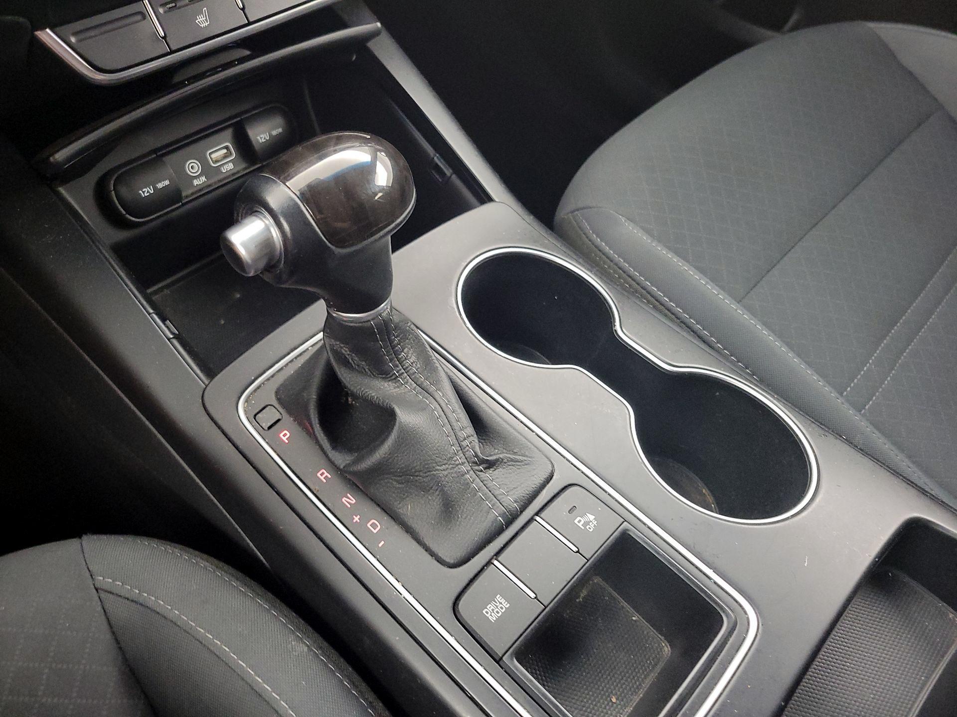 Thumbnail: 2016 Kia Sorento - 17