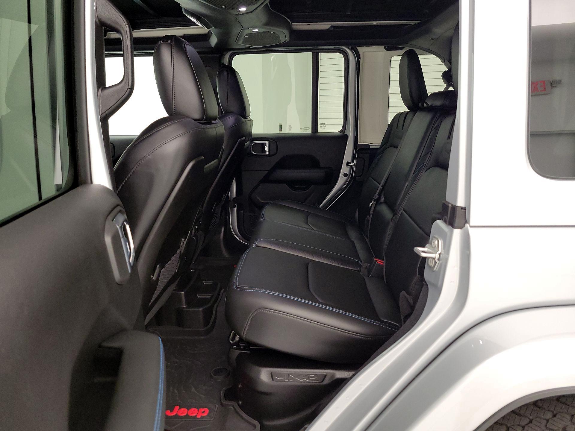 Thumbnail: 2024 Jeep Wrangler - 20