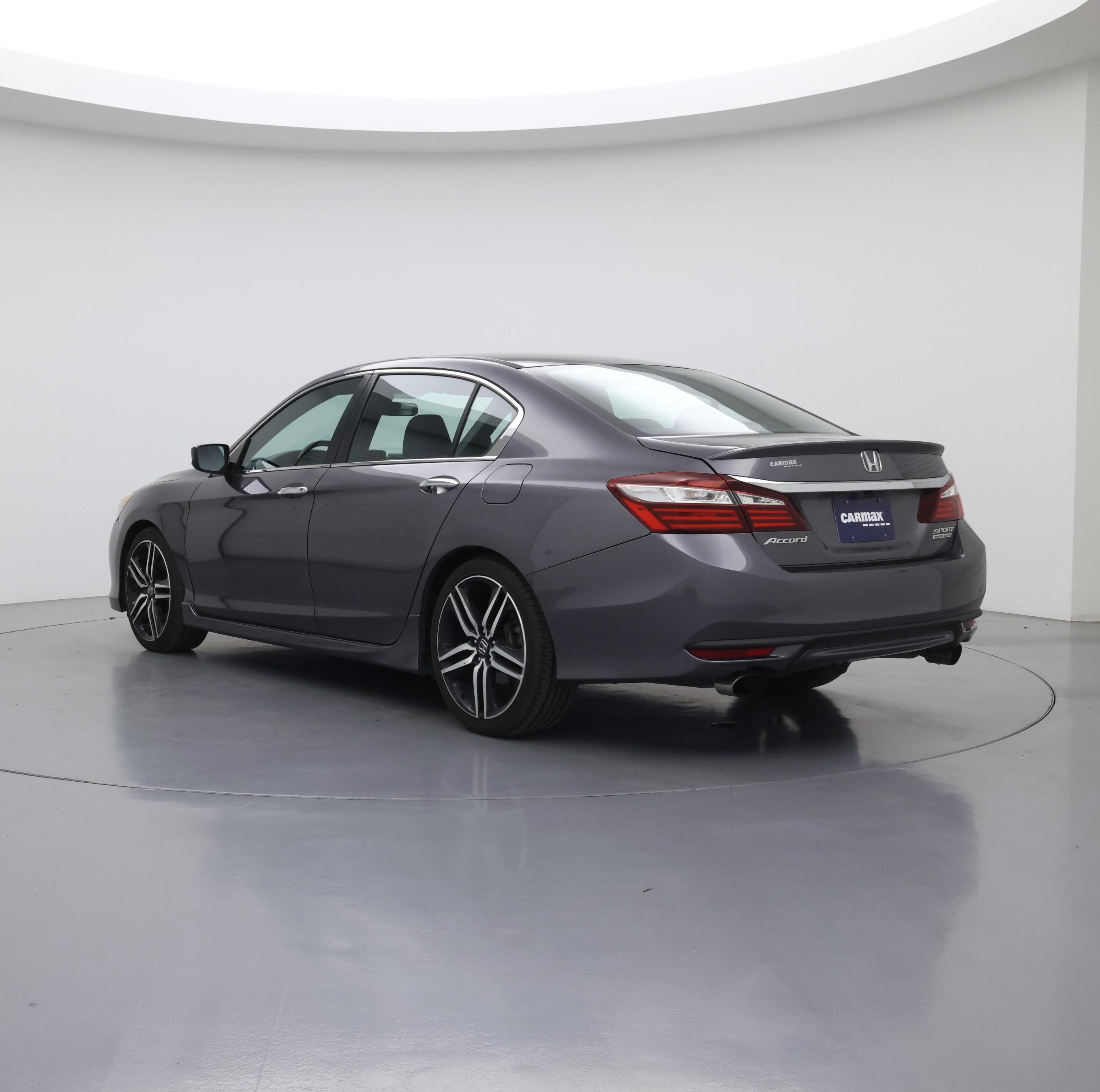 Thumbnail: 2017 Honda Accord - 2