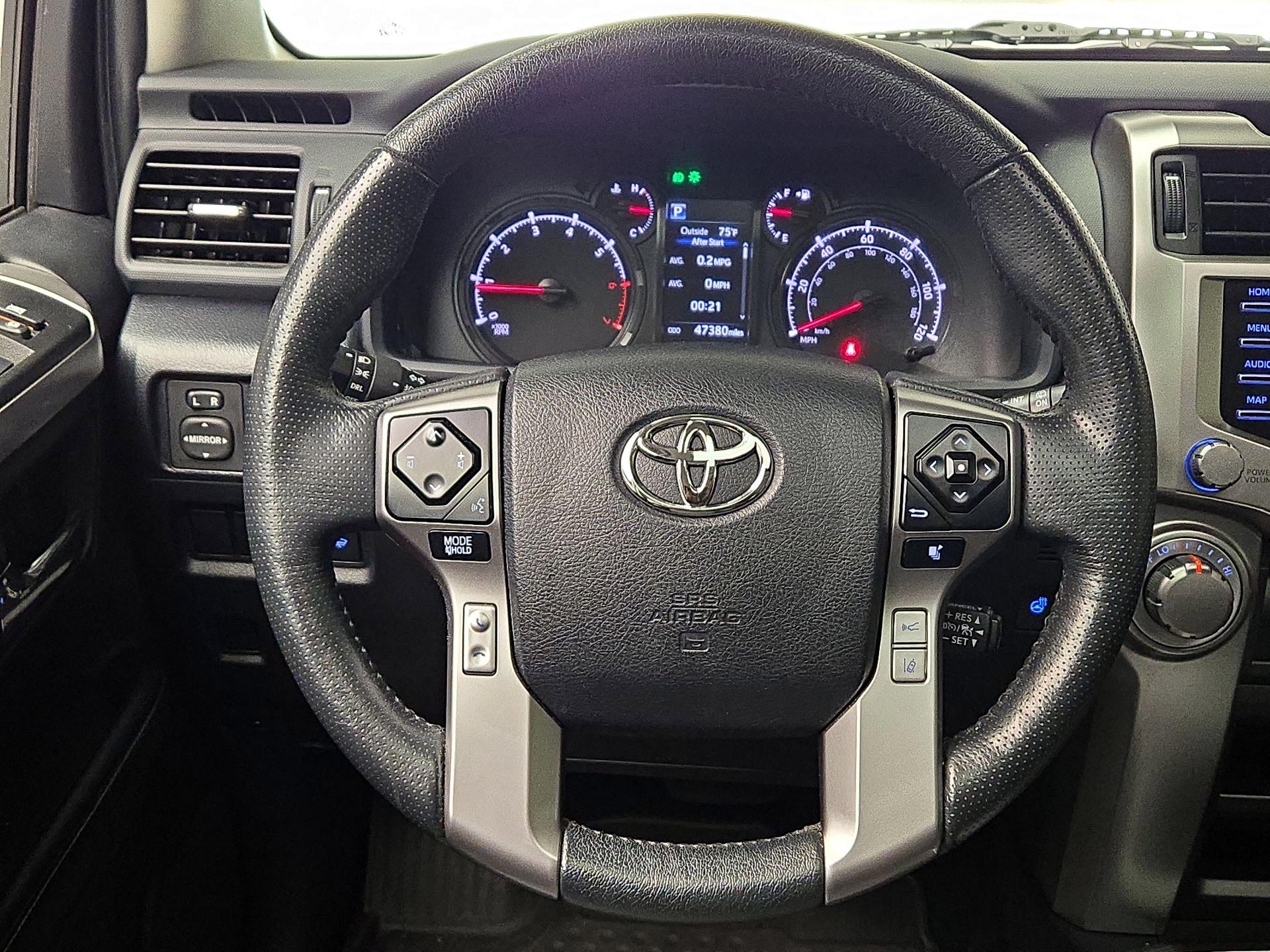 Thumbnail: 2023 Toyota 4Runner - 10