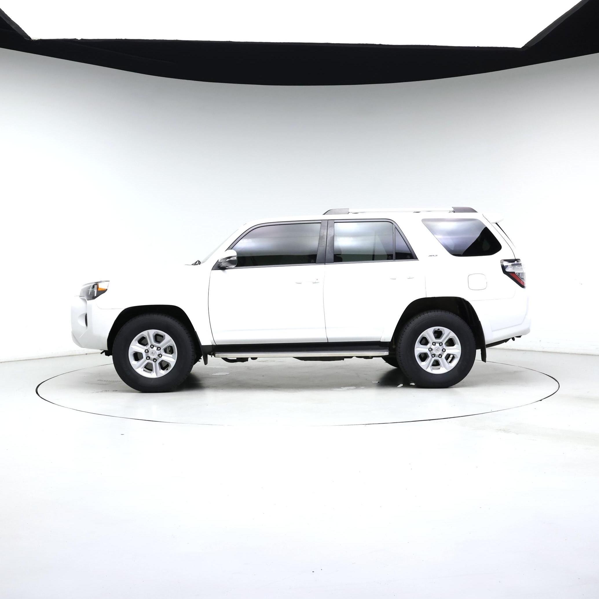 Thumbnail: 2023 Toyota 4Runner - 3