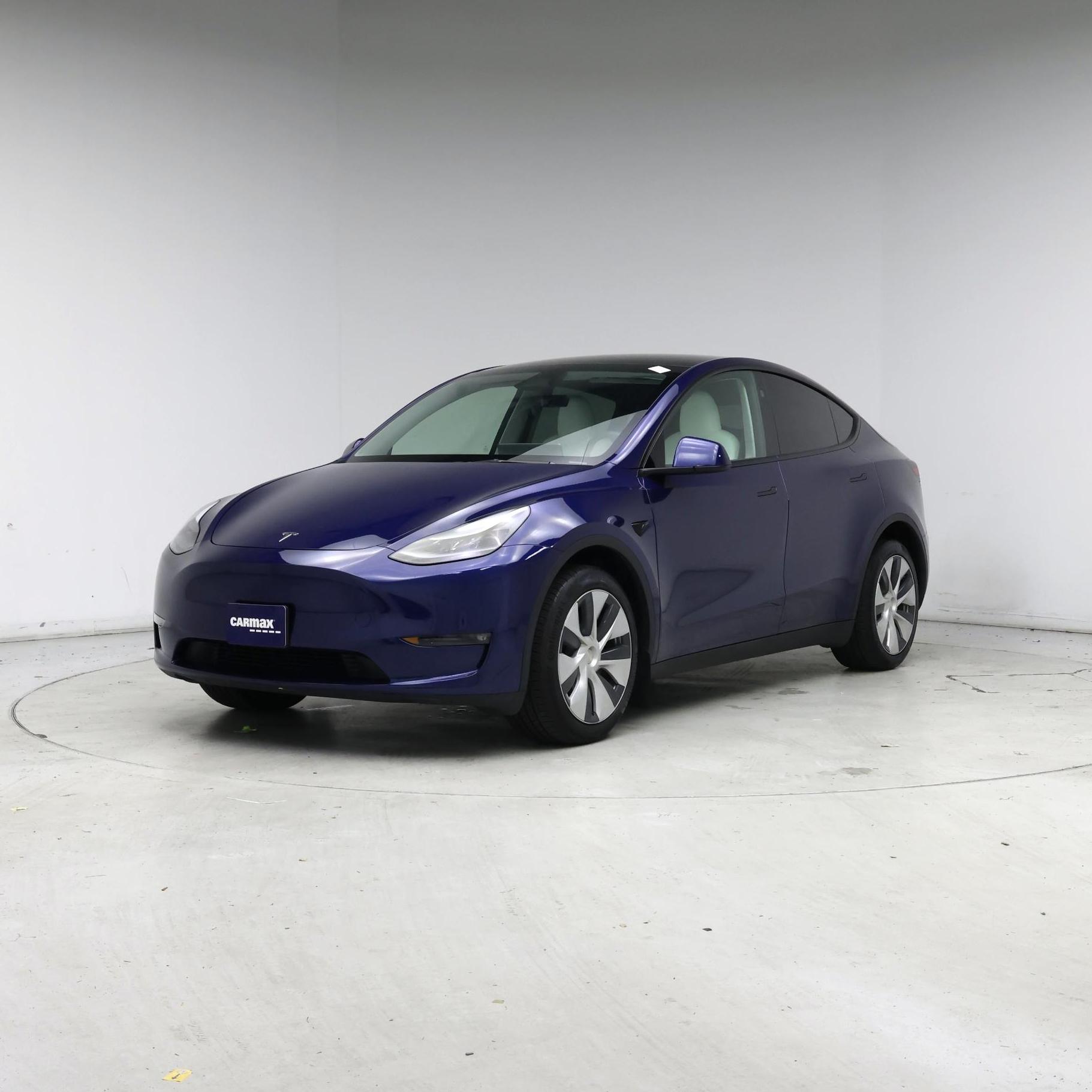 Thumbnail: 2024 Tesla Model Y - 4