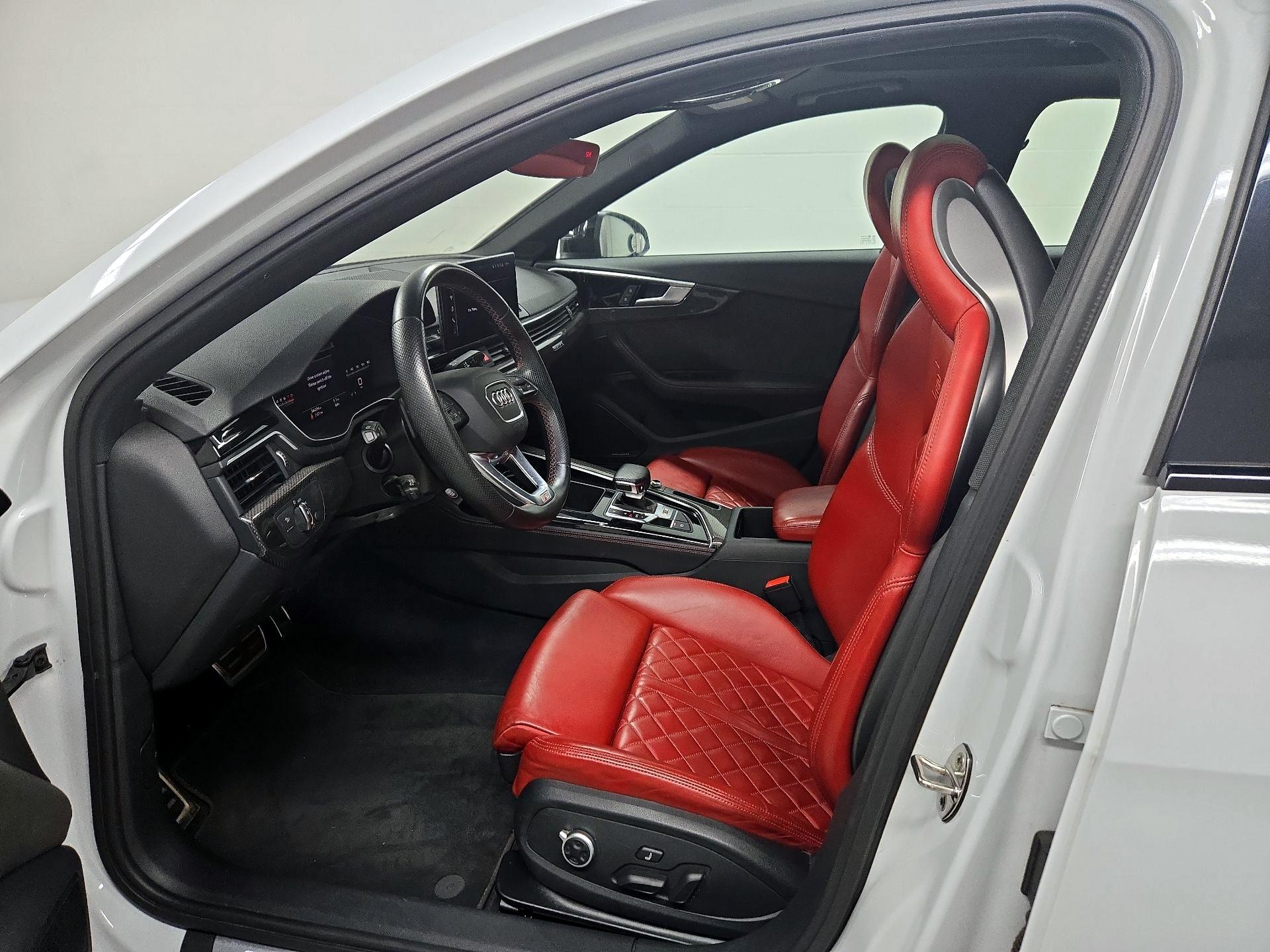 Thumbnail: 2021 Audi S4 - 11