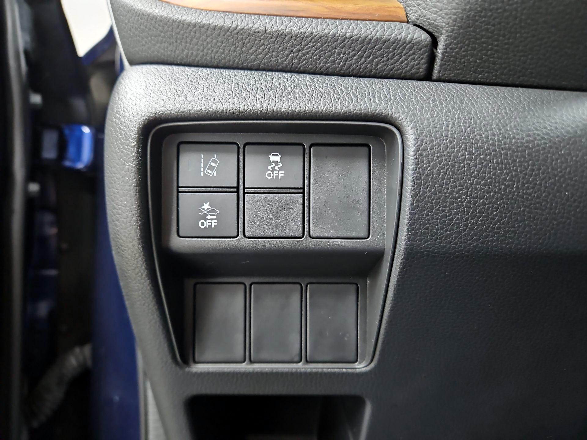 Thumbnail: 2018 Honda CR-V - 13