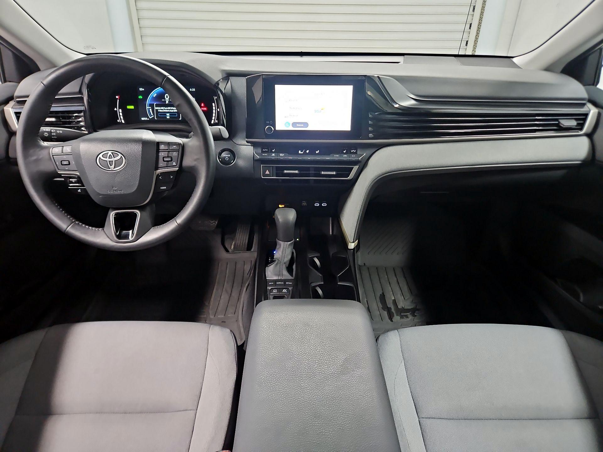 Thumbnail: 2025 Toyota Camry - 9