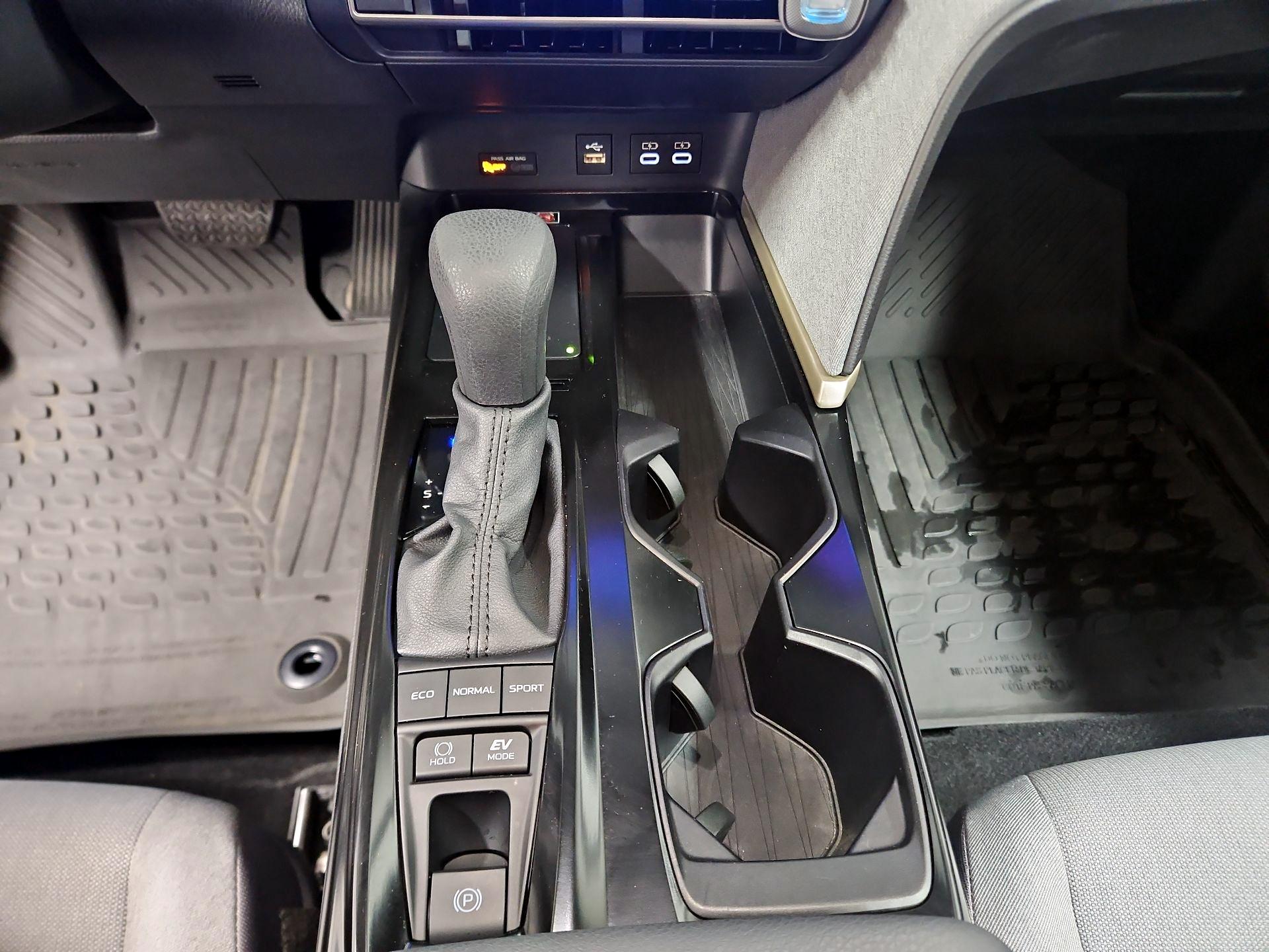 Thumbnail: 2025 Toyota Camry - 17