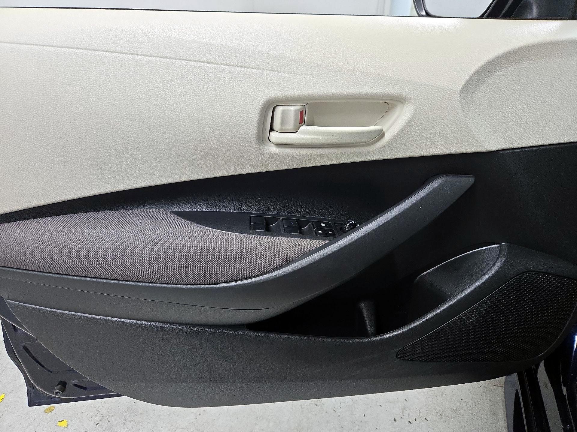 Thumbnail: 2022 Toyota Corolla - 12