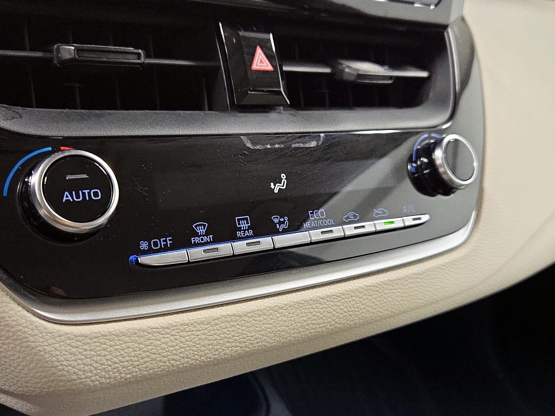 Thumbnail: 2022 Toyota Corolla - 16