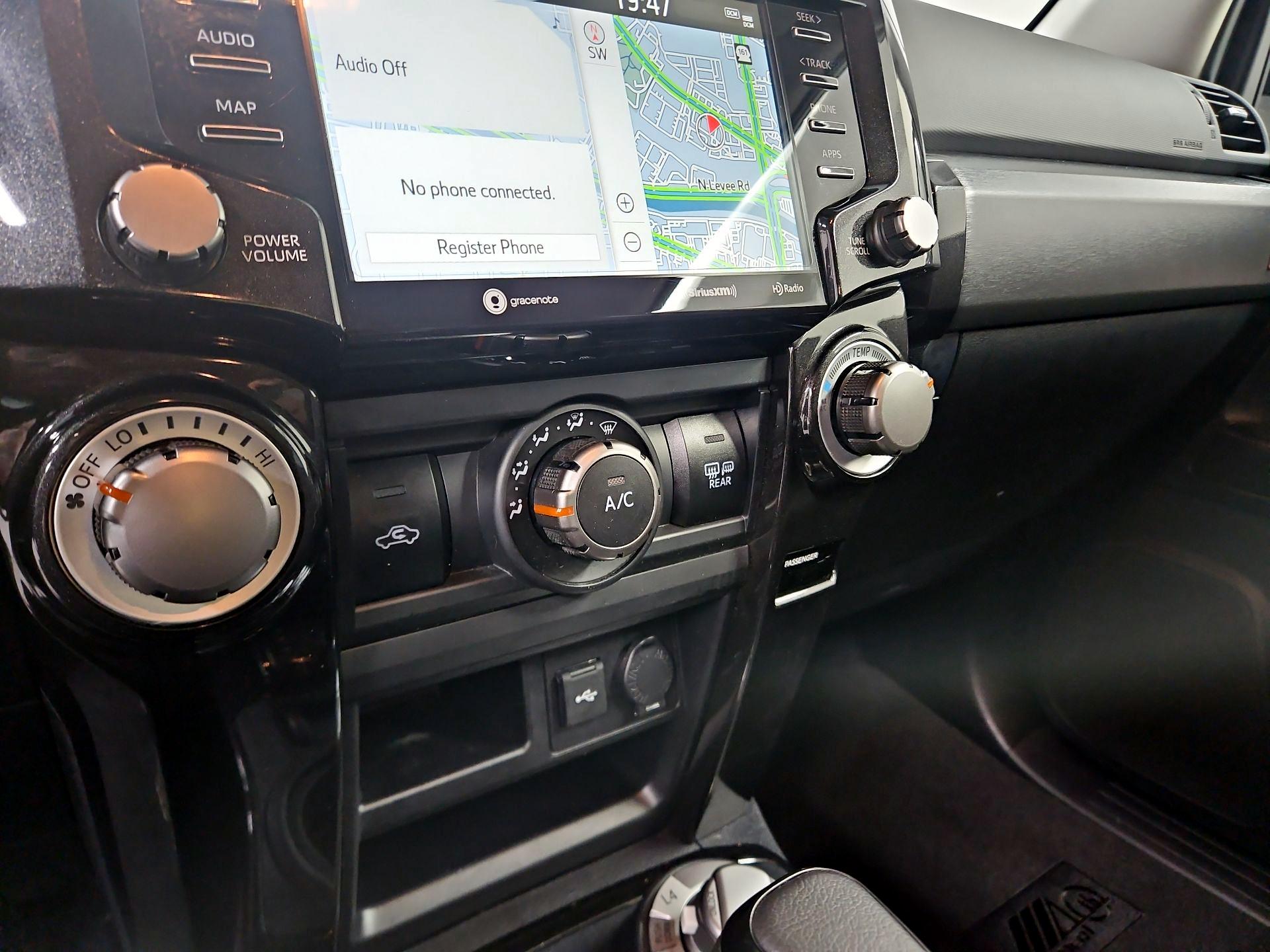 Thumbnail: 2023 Toyota 4Runner - 17