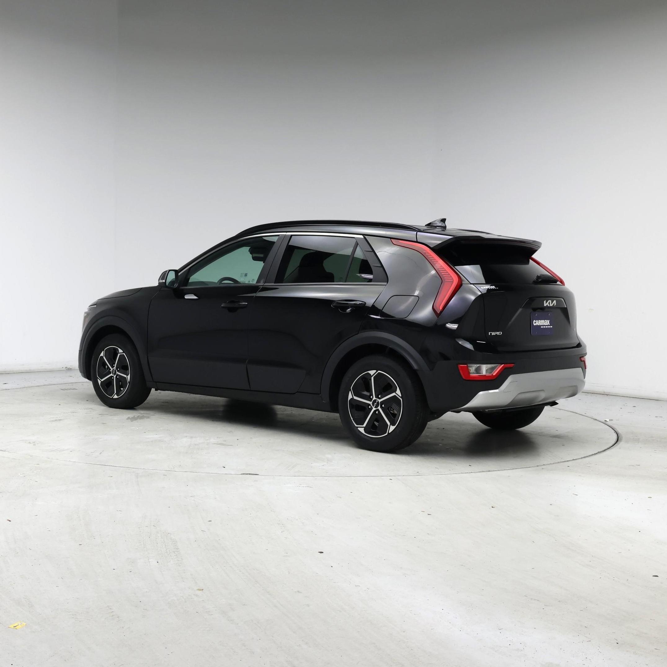 Thumbnail: 2023 Kia Niro - 2