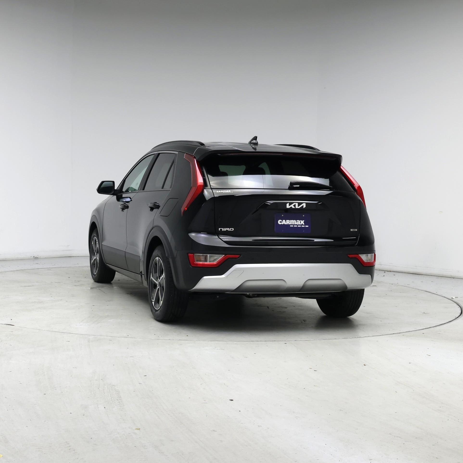 Thumbnail: 2023 Kia Niro - 6