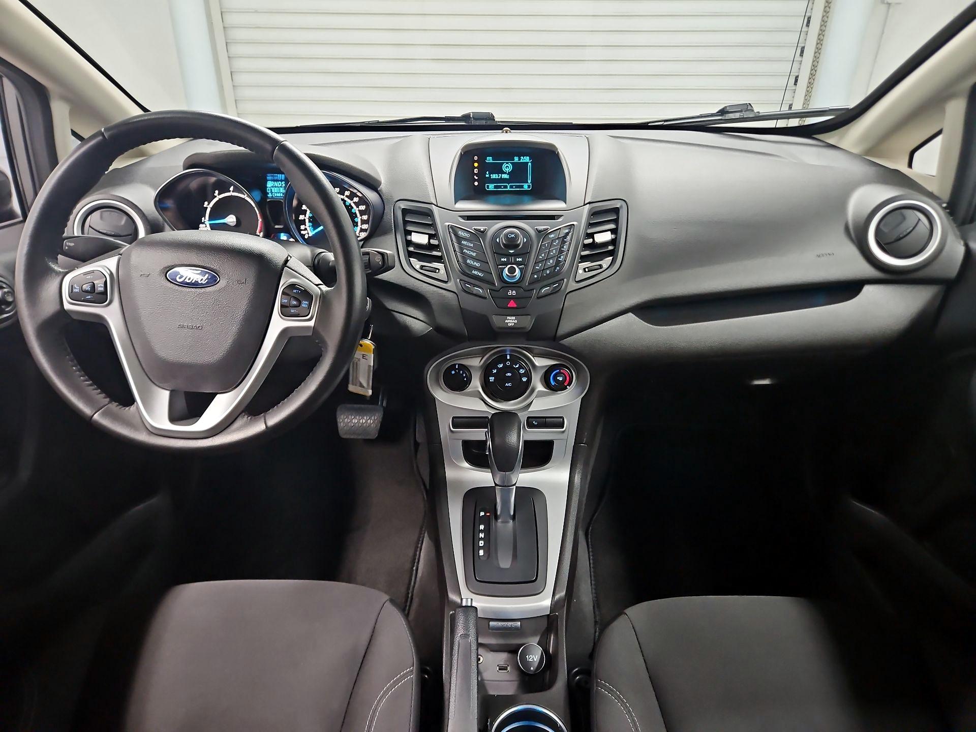 Thumbnail: 2015 Ford Fiesta - 9