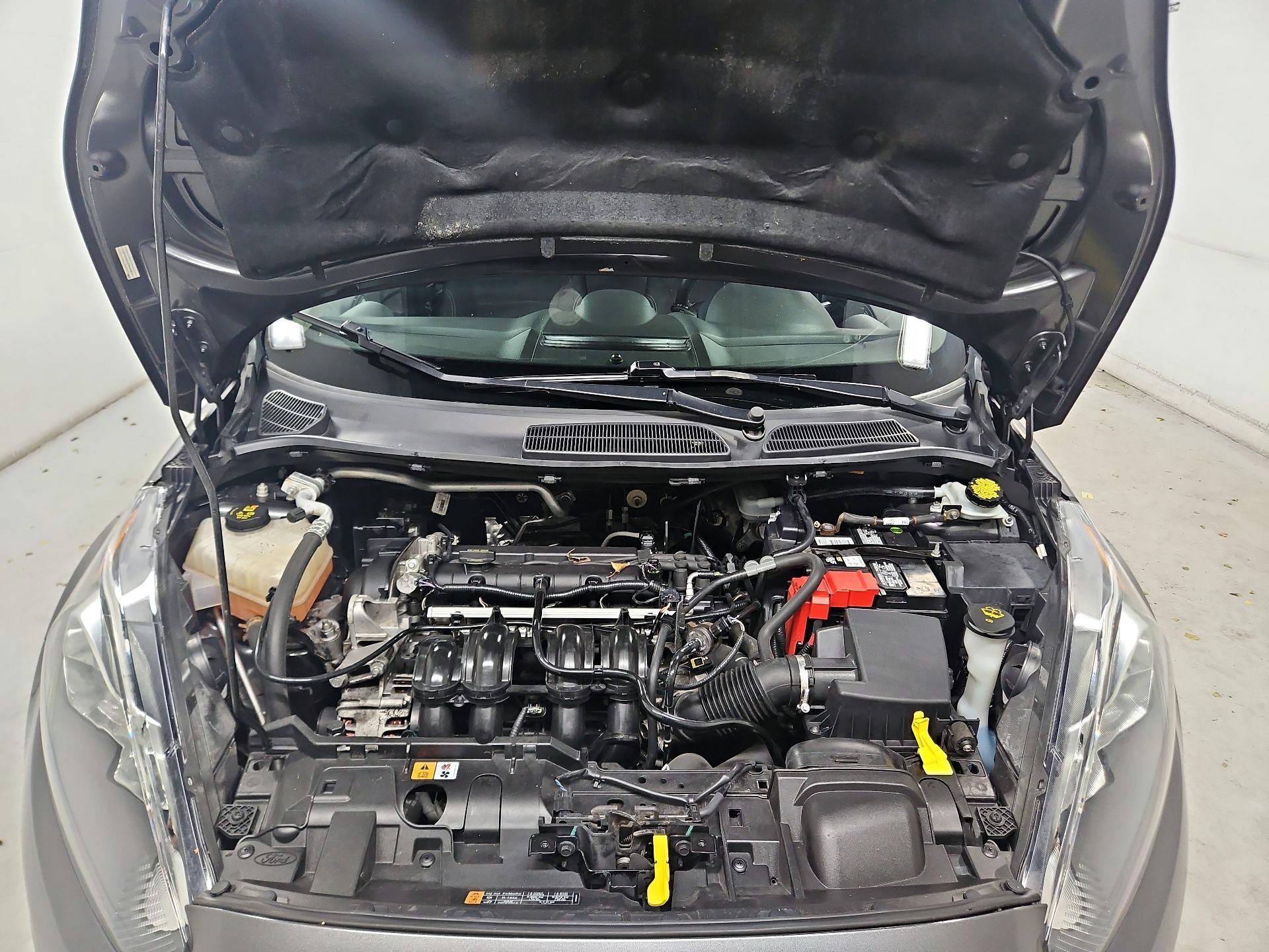 Thumbnail: 2015 Ford Fiesta - 20