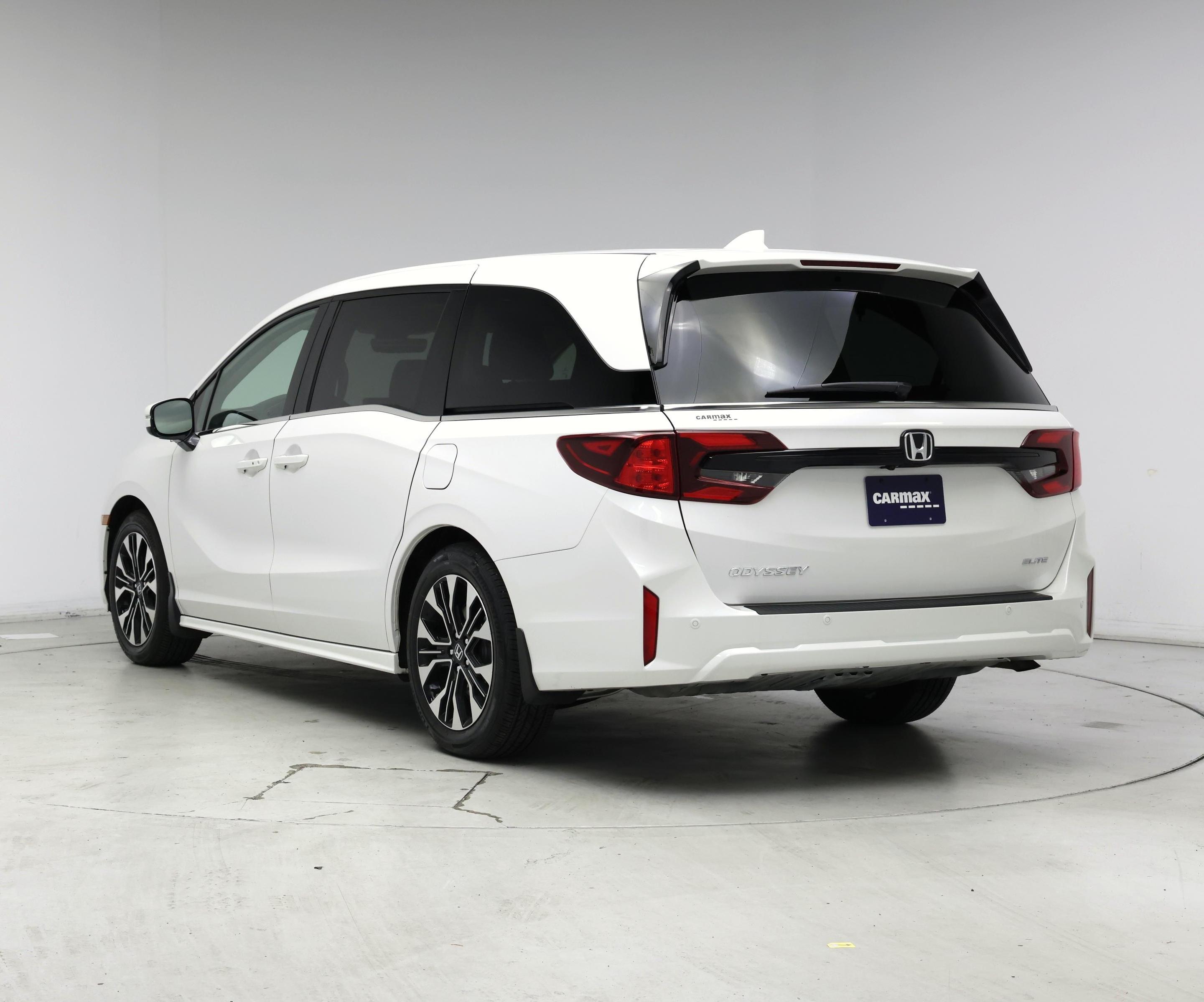 Thumbnail: 2025 Honda Odyssey - 2