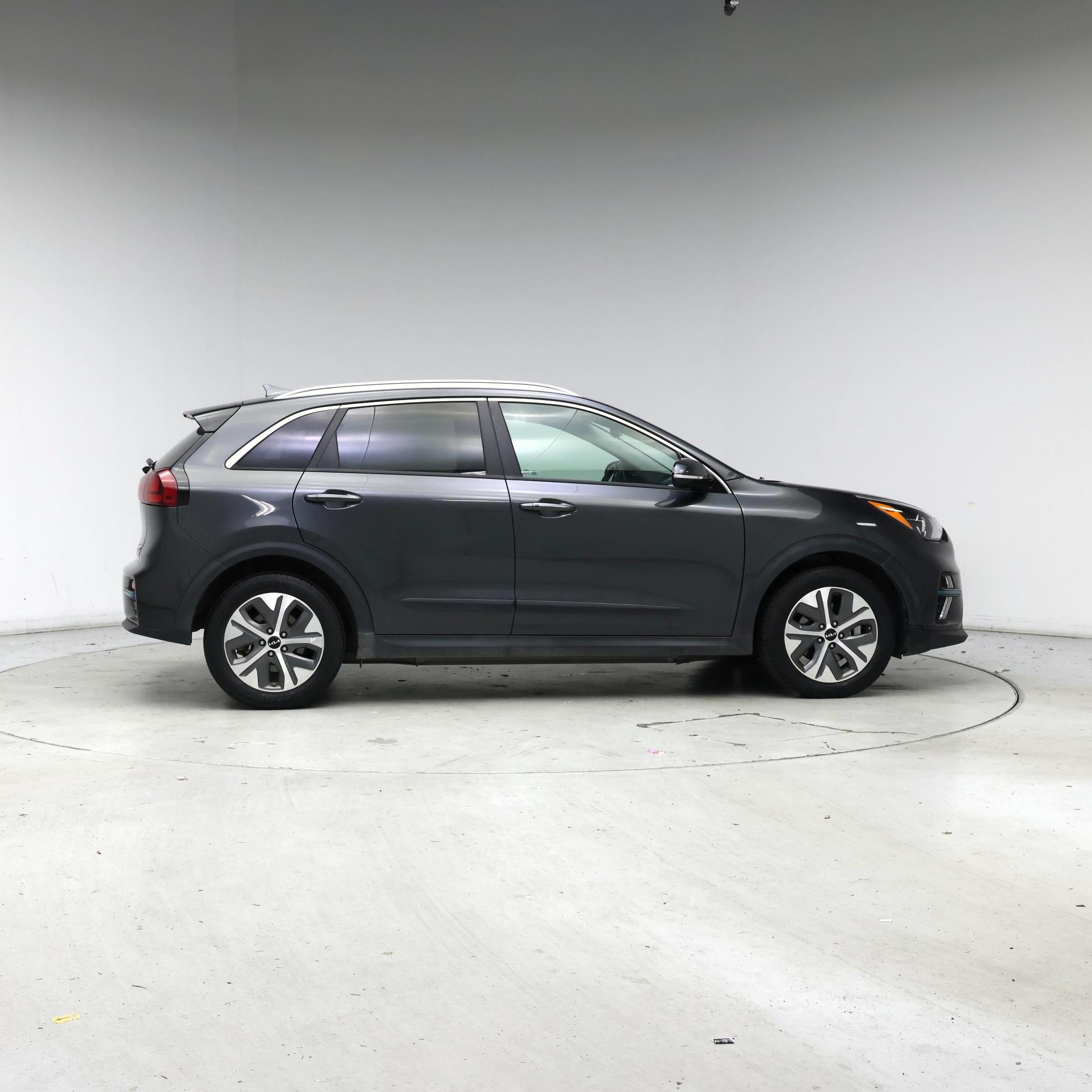 Thumbnail: 2022 Kia Niro - 7