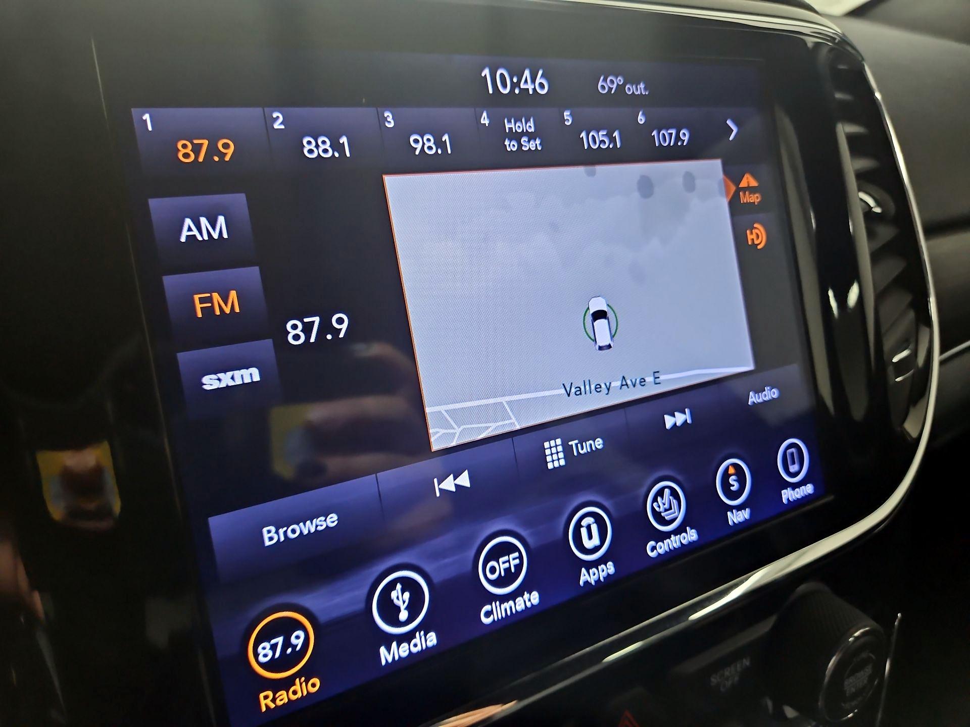 Thumbnail: 2019 Jeep Grand Cherokee - 14