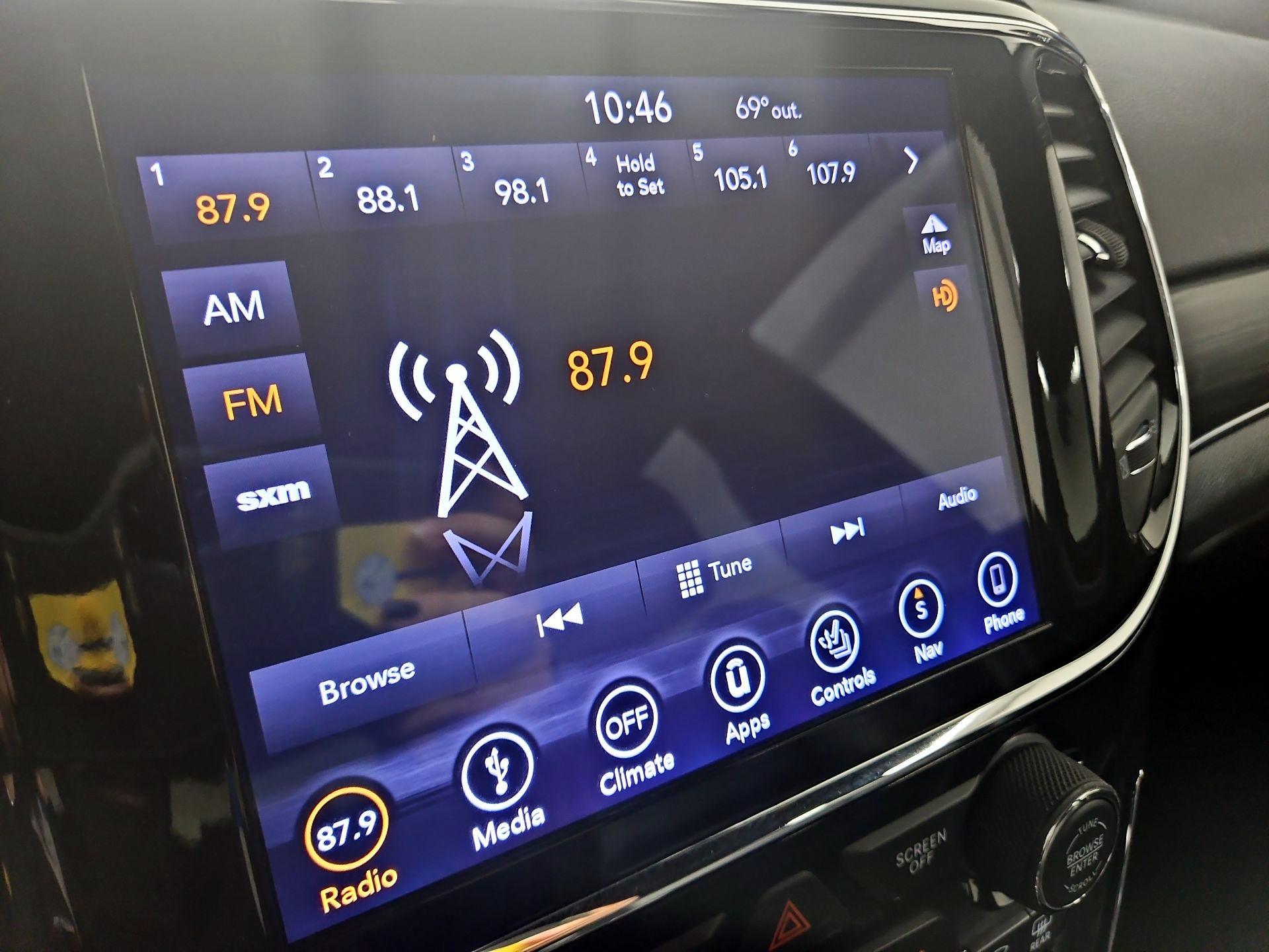 Thumbnail: 2019 Jeep Grand Cherokee - 16