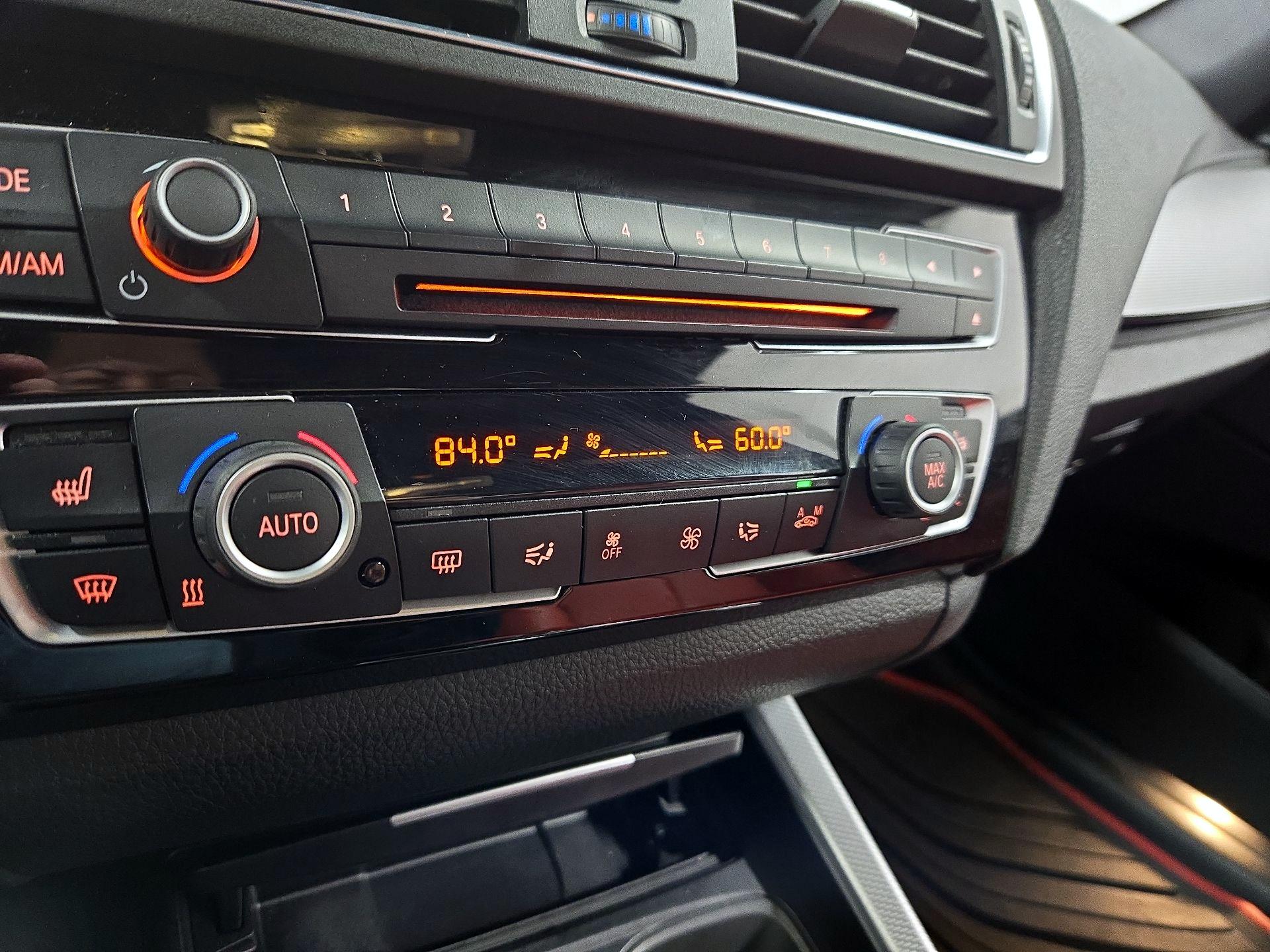 Thumbnail: 2016 BMW 2 Series - 17