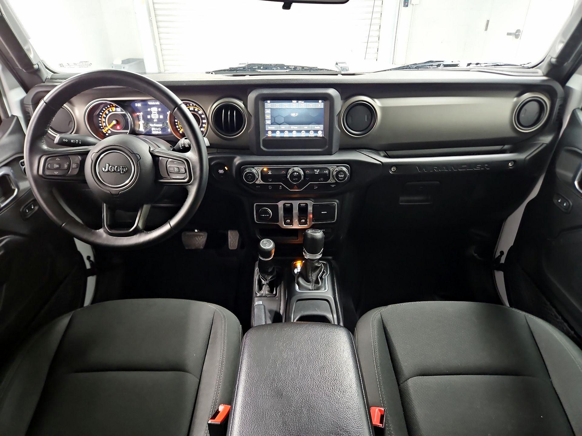 Thumbnail: 2018 Jeep Wrangler - 9