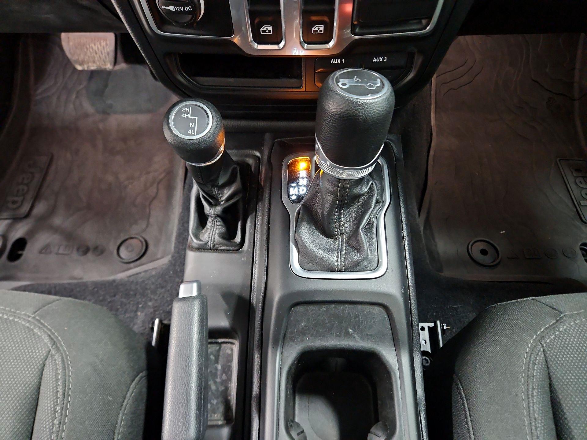 Thumbnail: 2018 Jeep Wrangler - 17