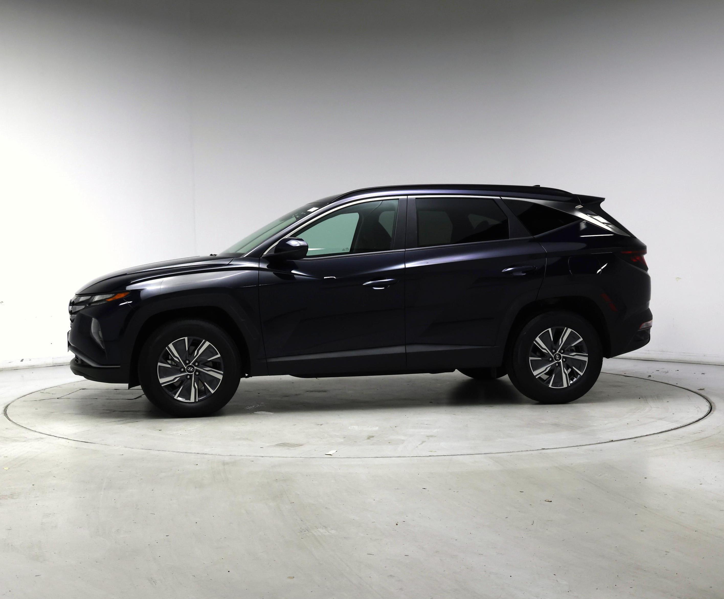 Thumbnail: 2024 Hyundai Tucson - 3