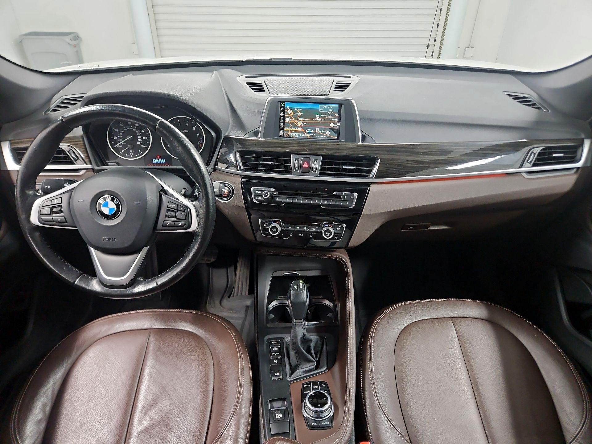 Thumbnail: 2017 BMW X1 - 9