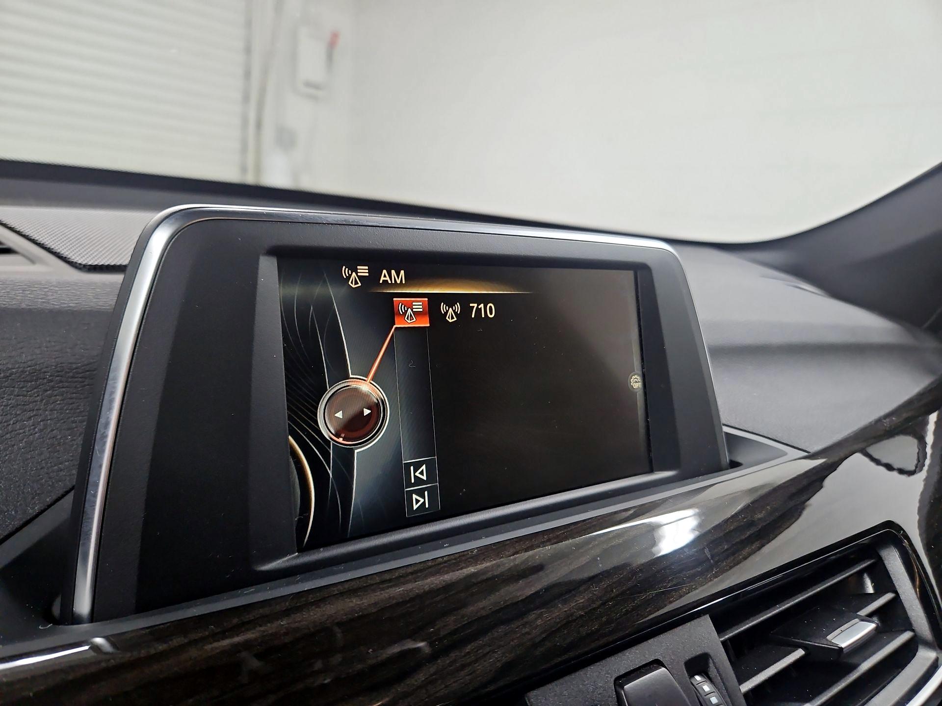 Thumbnail: 2017 BMW X1 - 16