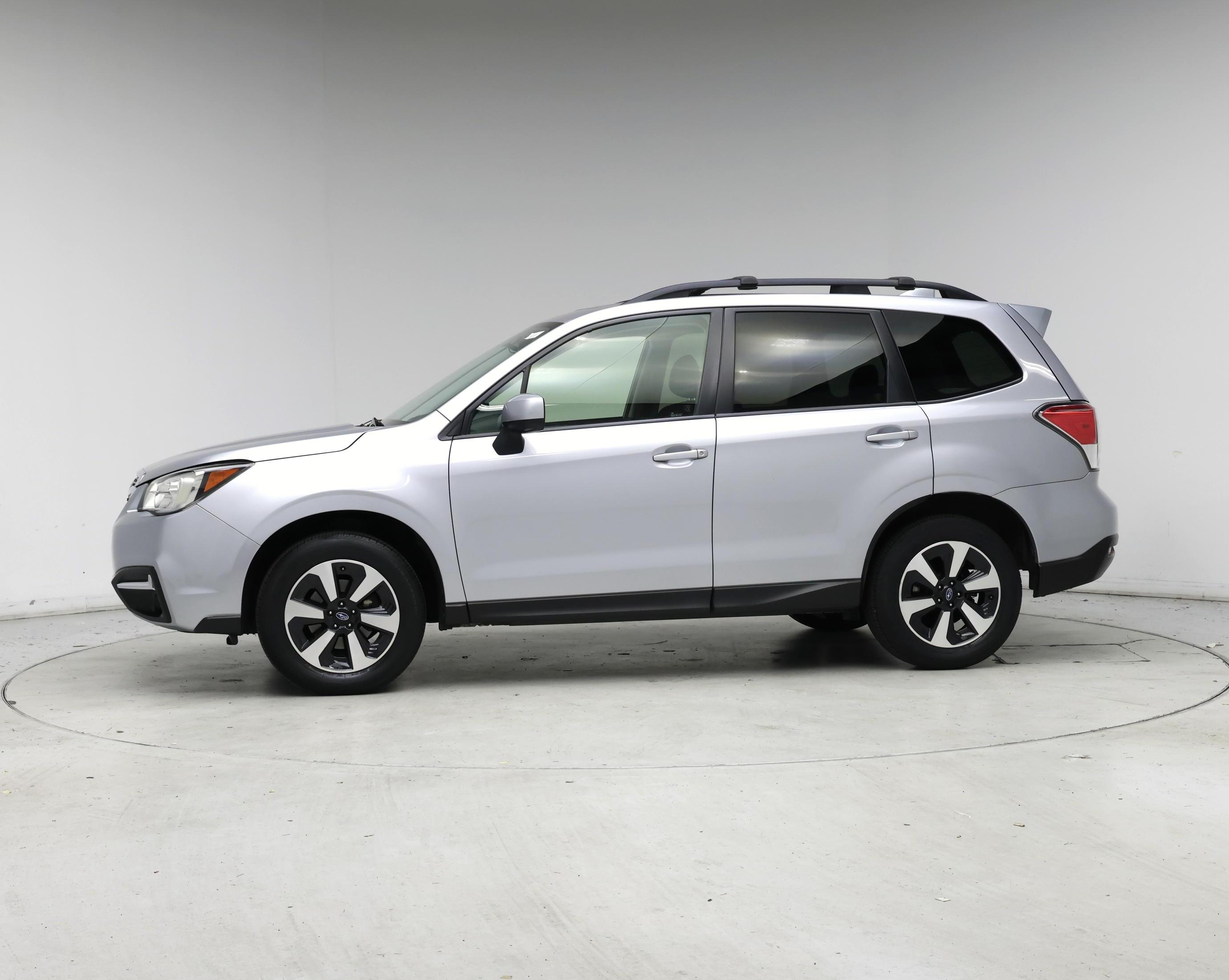 Thumbnail: 2017 Subaru Forester - 3