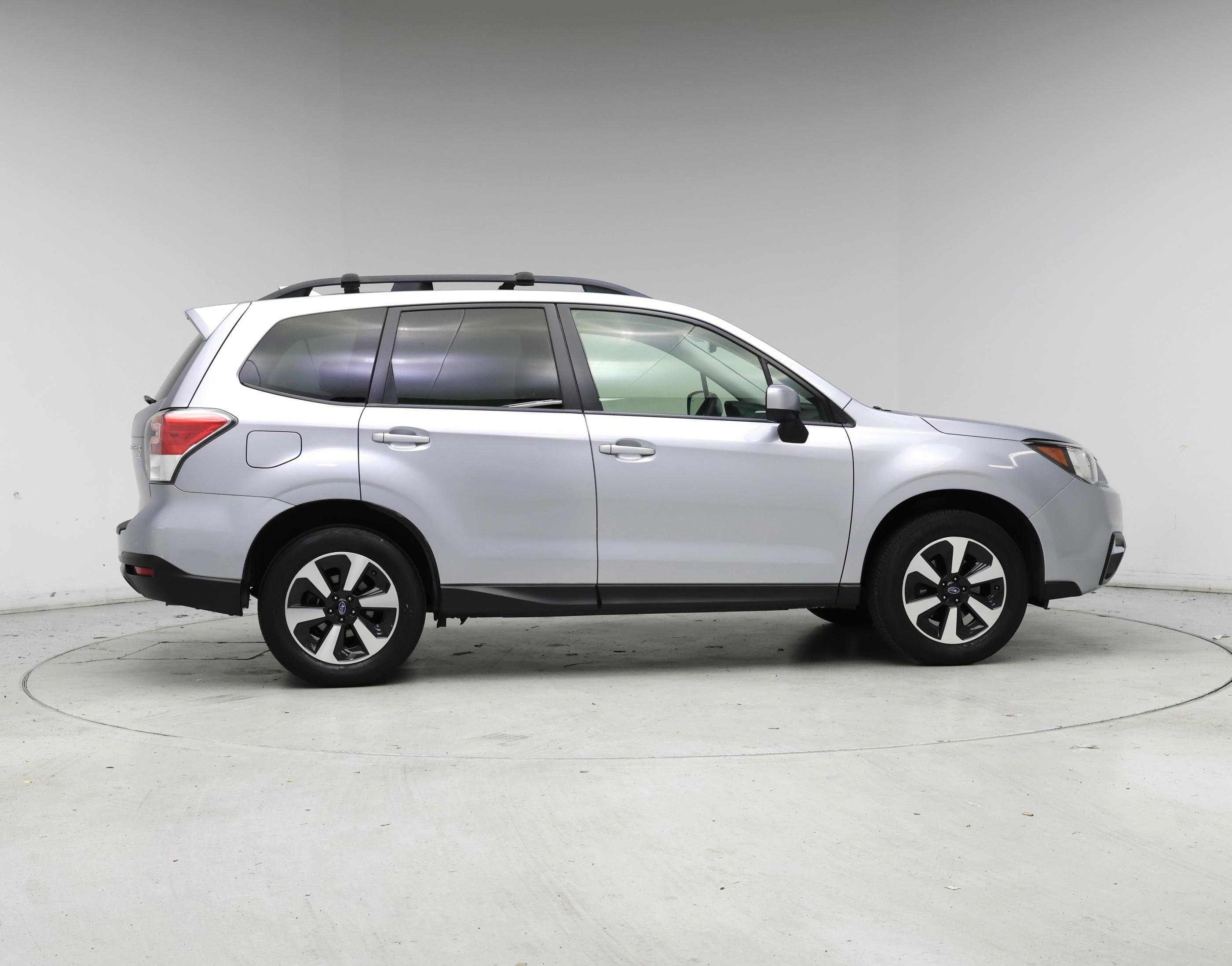 Thumbnail: 2017 Subaru Forester - 7