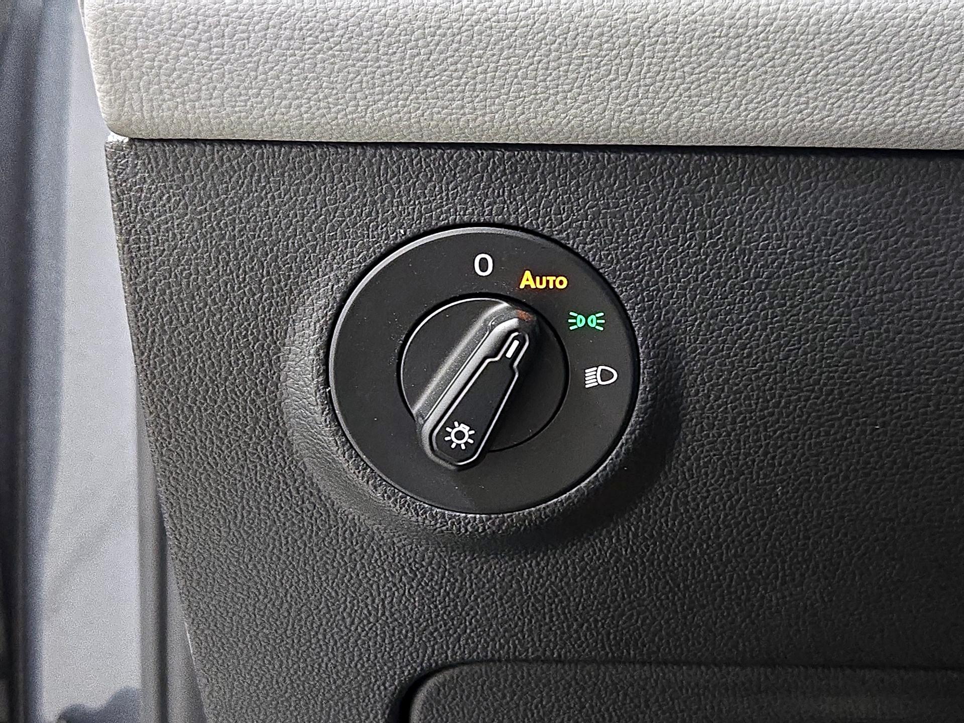 Thumbnail: 2023 Volkswagen Taos - 13