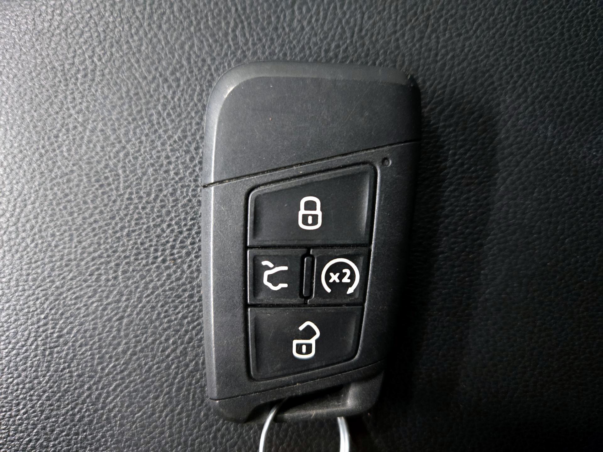 Thumbnail: 2023 Volkswagen Taos - 19