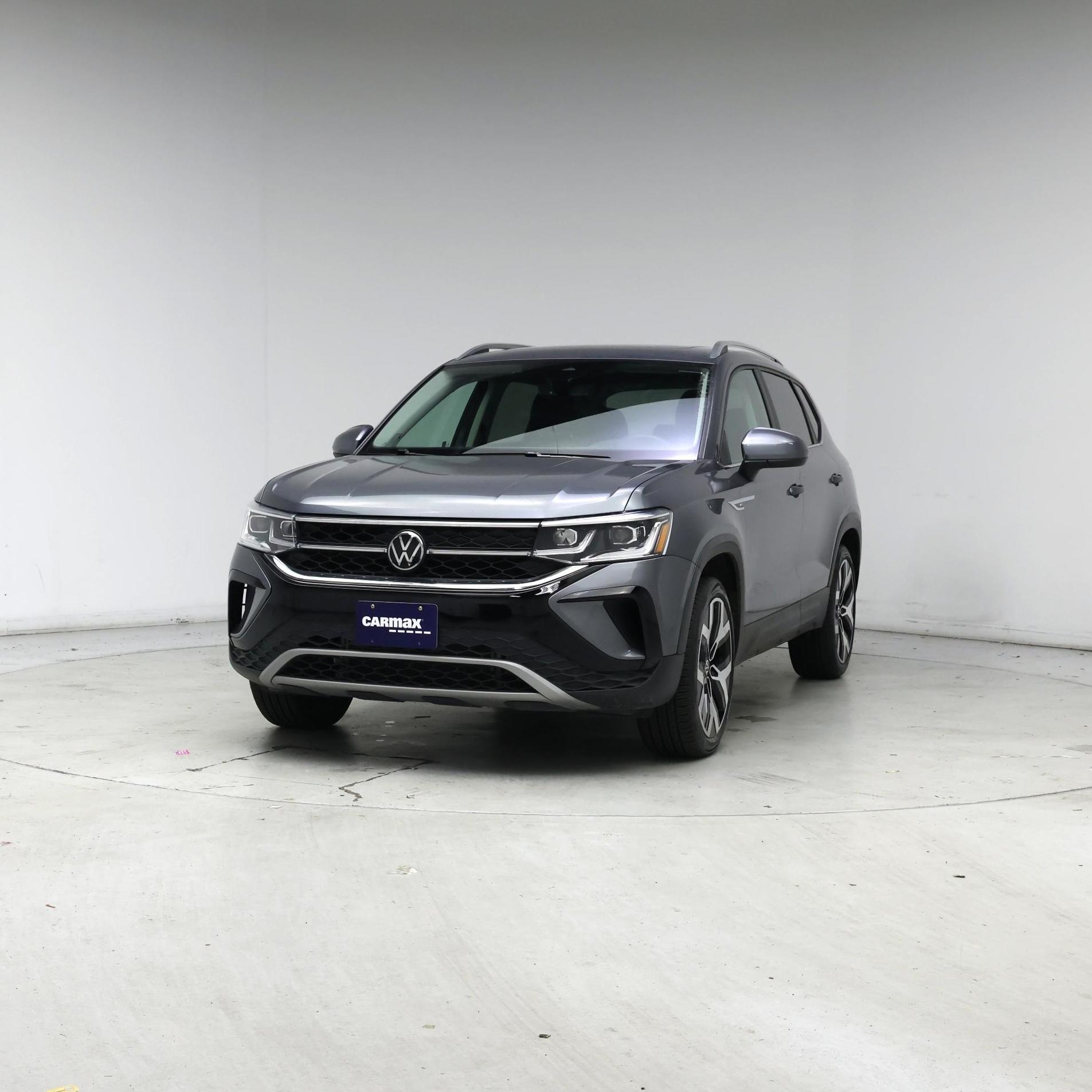 Thumbnail: 2023 Volkswagen Taos - 4