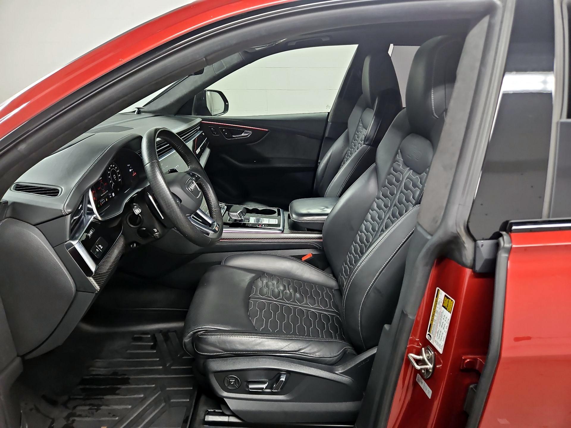 Thumbnail: 2021 Audi RS Q8 - 11