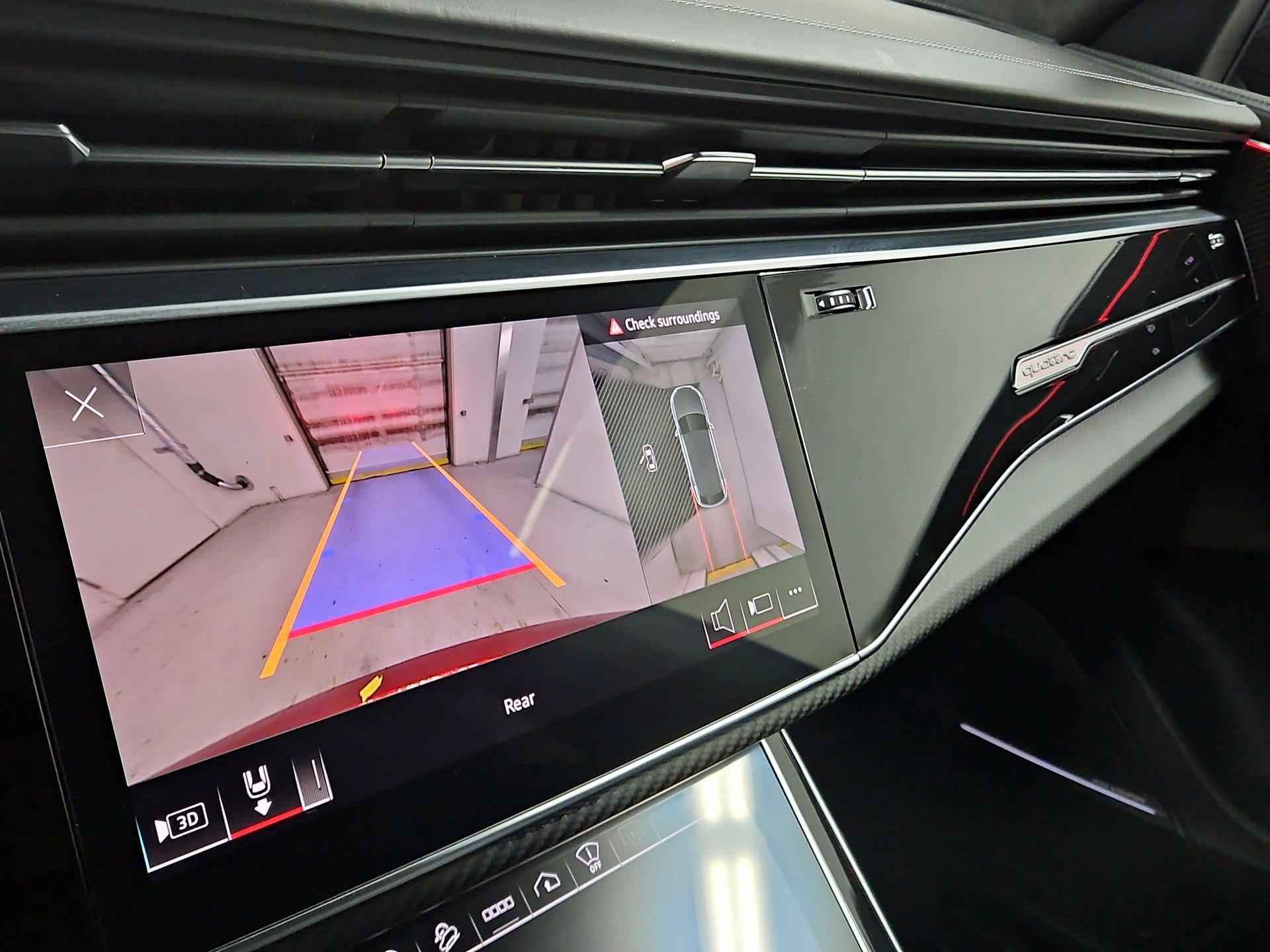 Thumbnail: 2021 Audi RS Q8 - 15