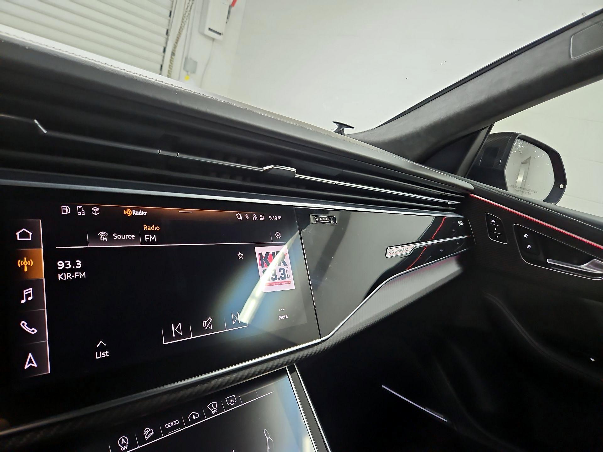 Thumbnail: 2021 Audi RS Q8 - 16