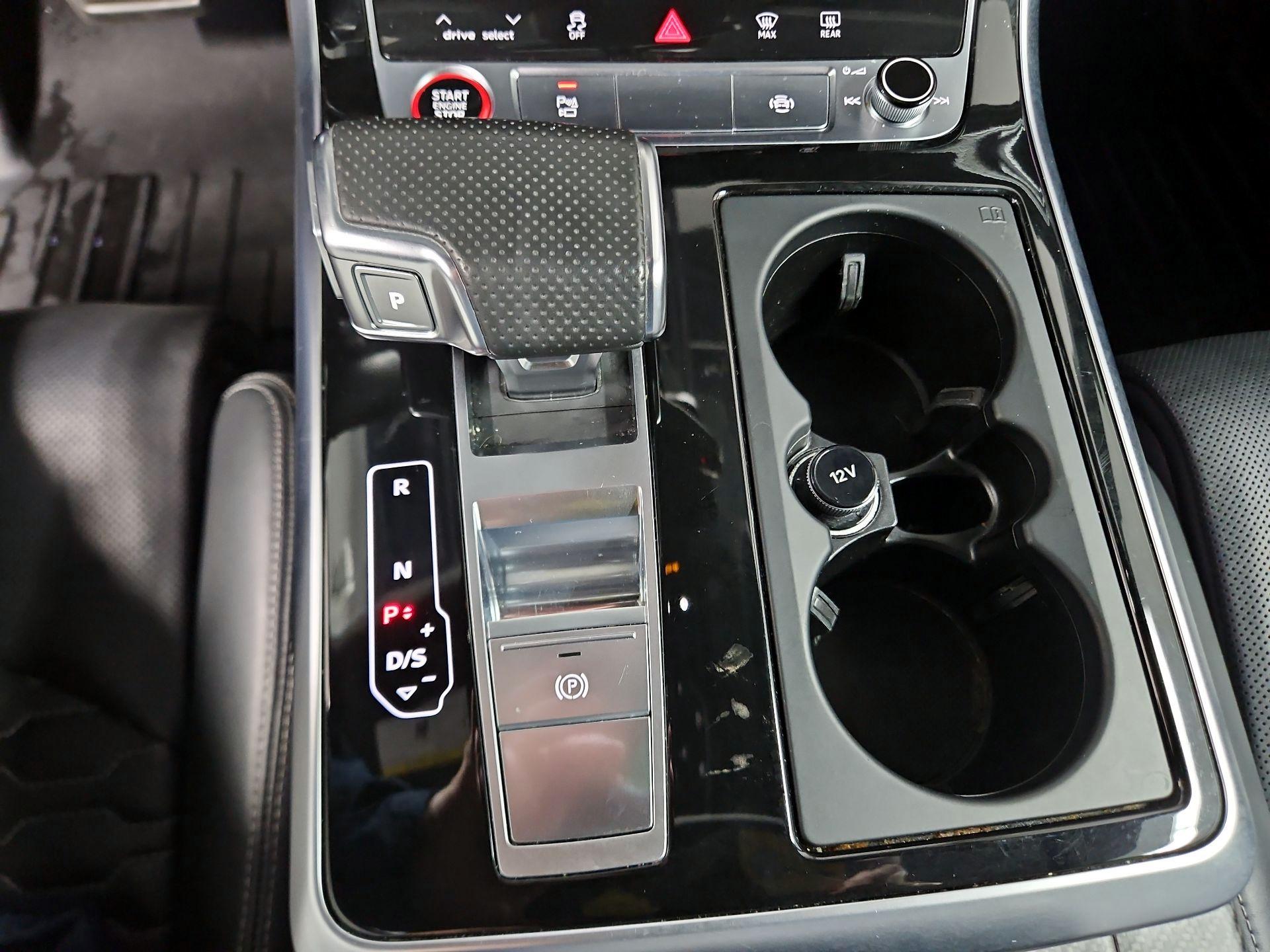 Thumbnail: 2021 Audi RS Q8 - 18