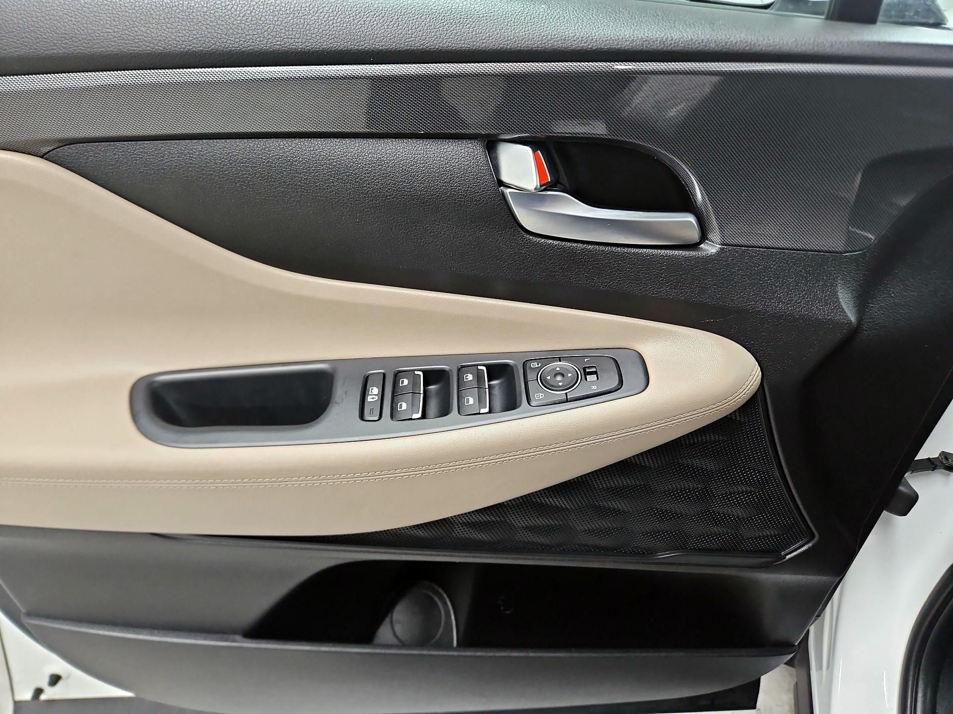 Thumbnail: 2023 Hyundai Santa Fe - 12